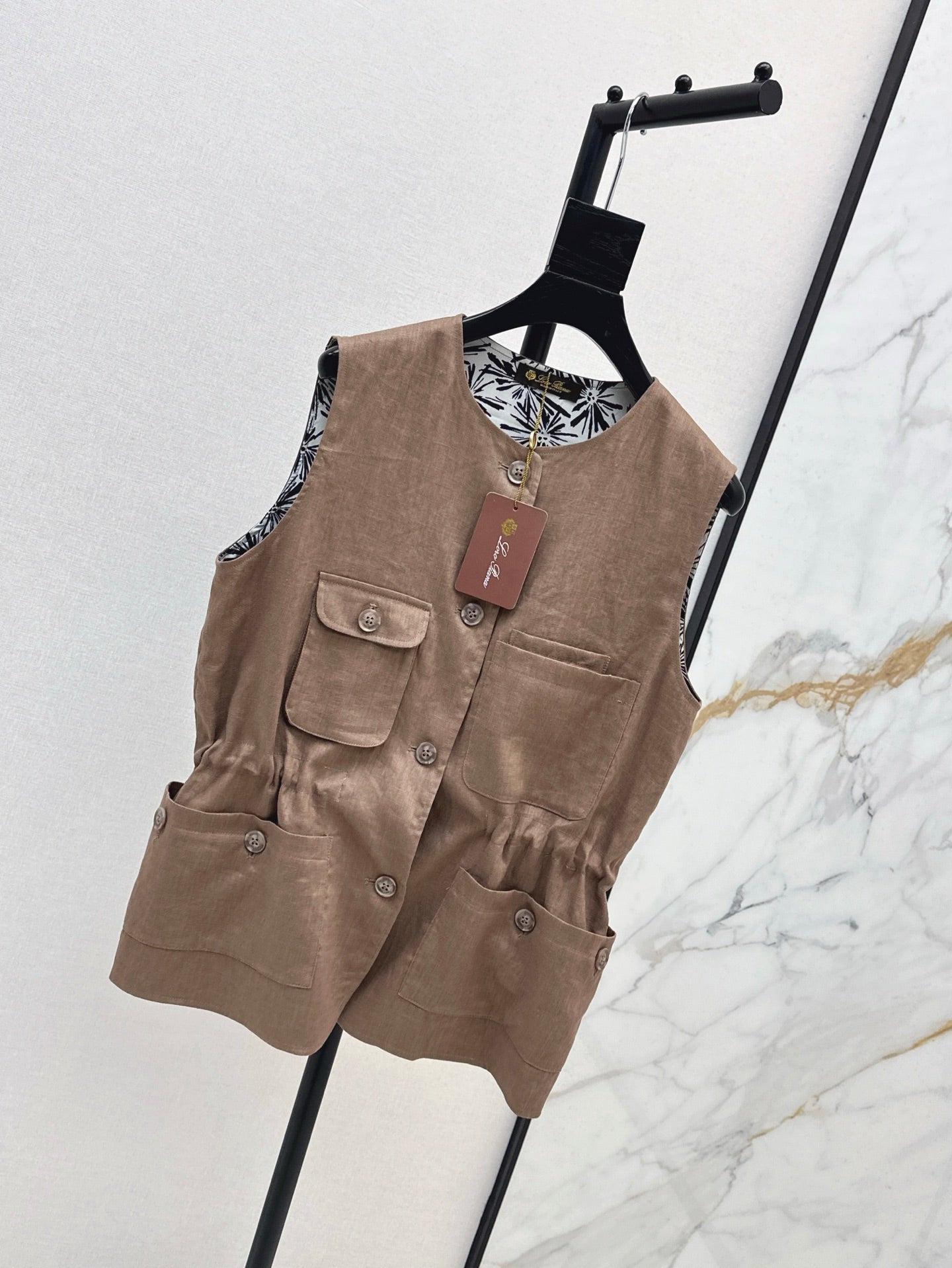 Loro 25ss linen vest