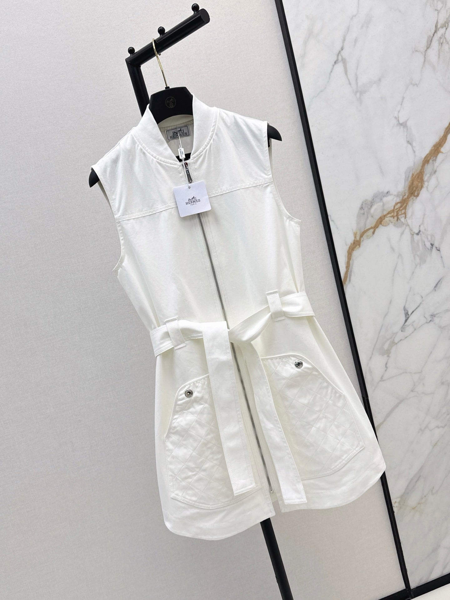 Her 25ss sleeveless dress