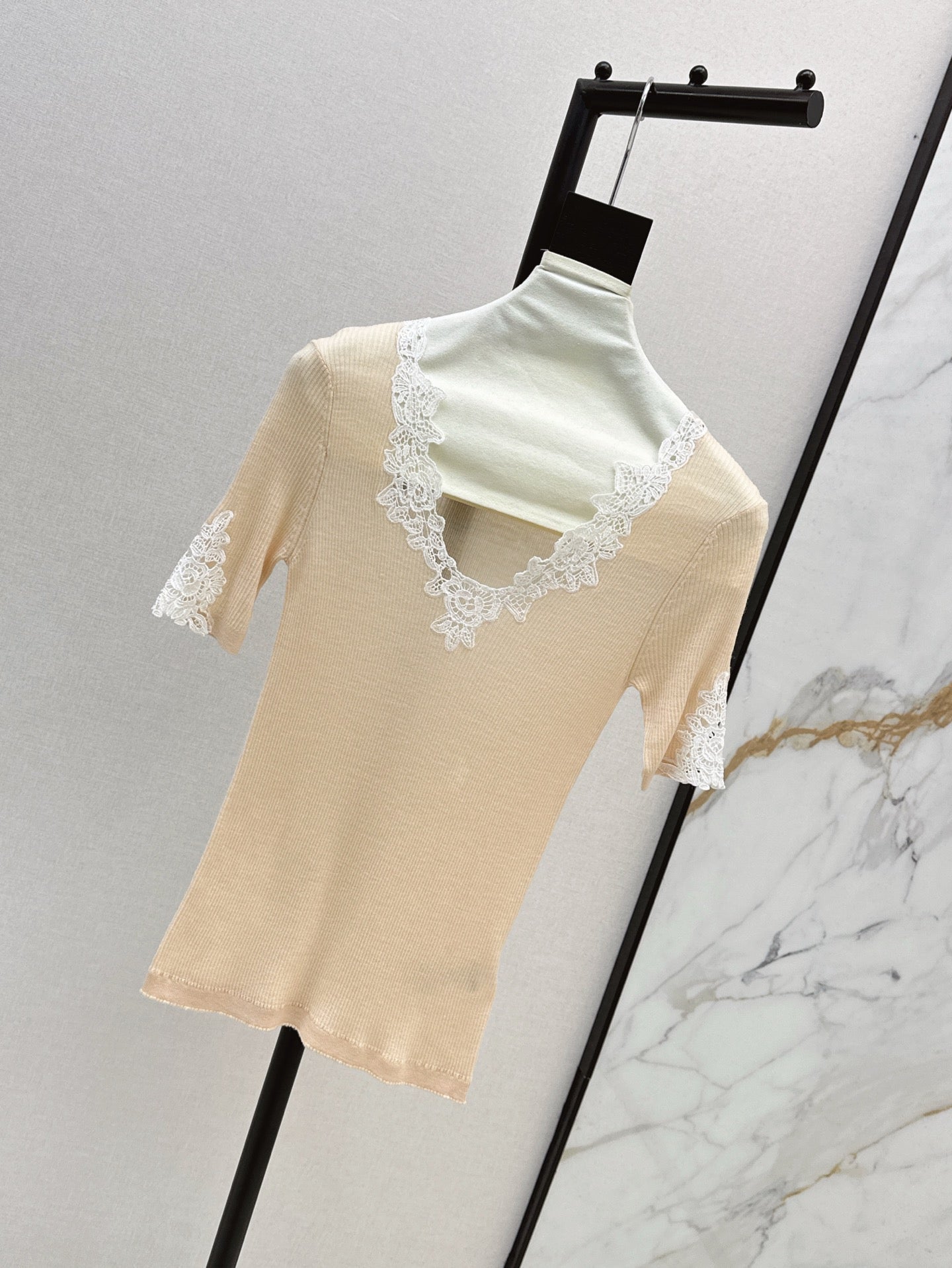 Cho 25ss lace knit shirt