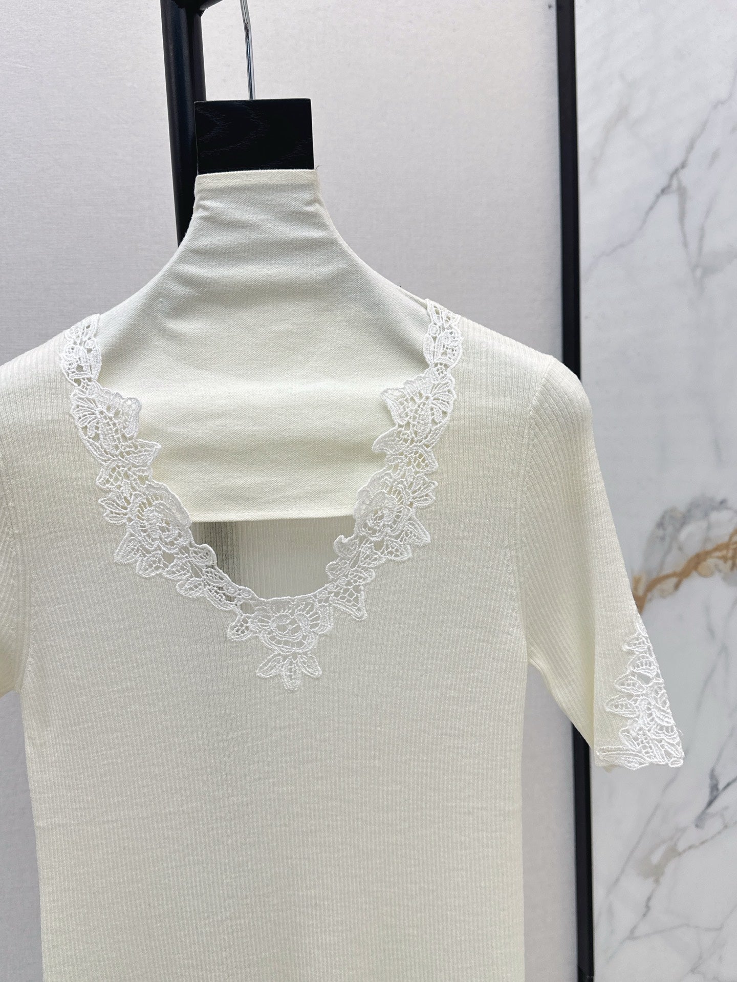 Cho 25ss lace knit shirt