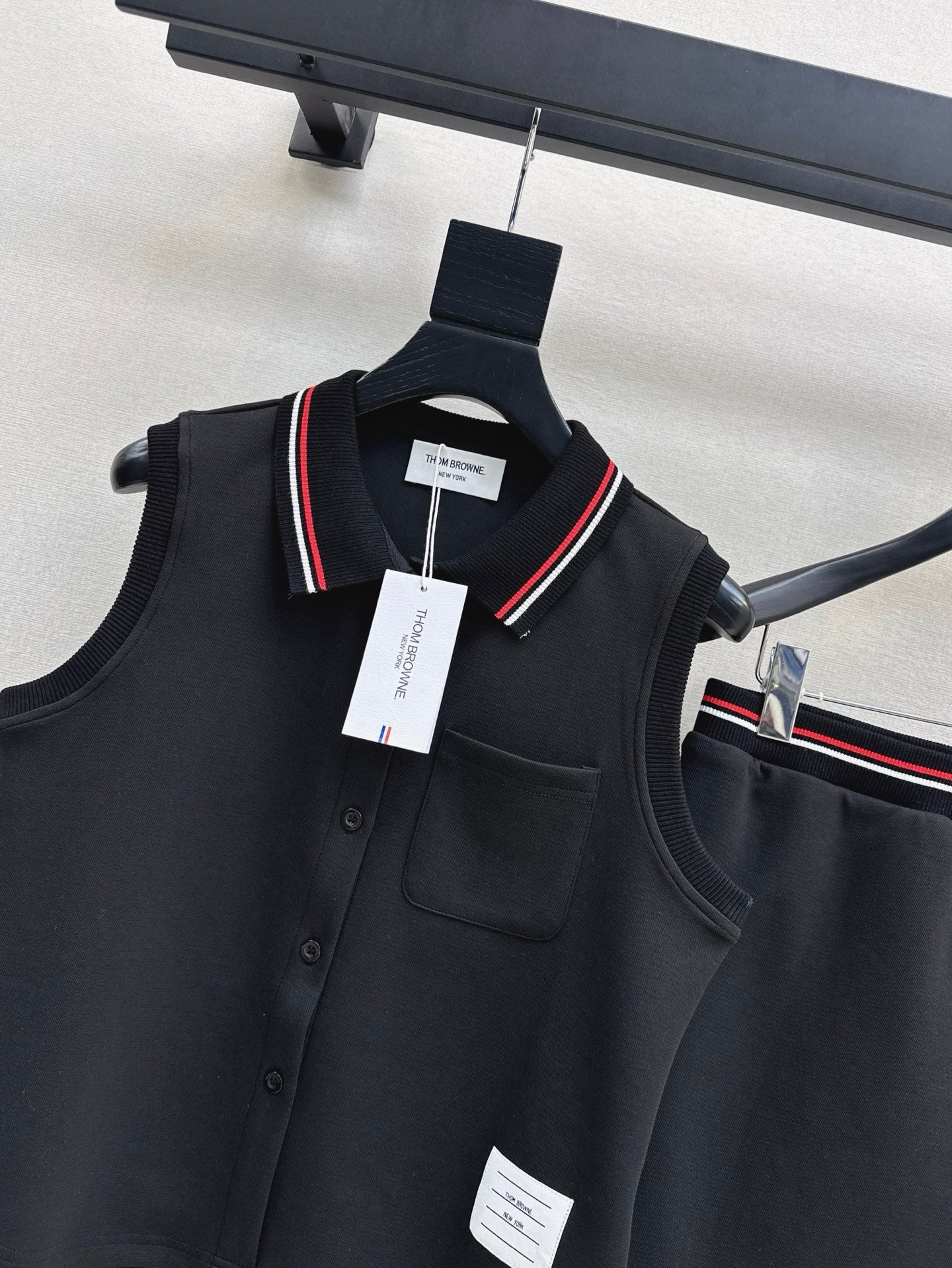 Thom 25ss vest skirt set