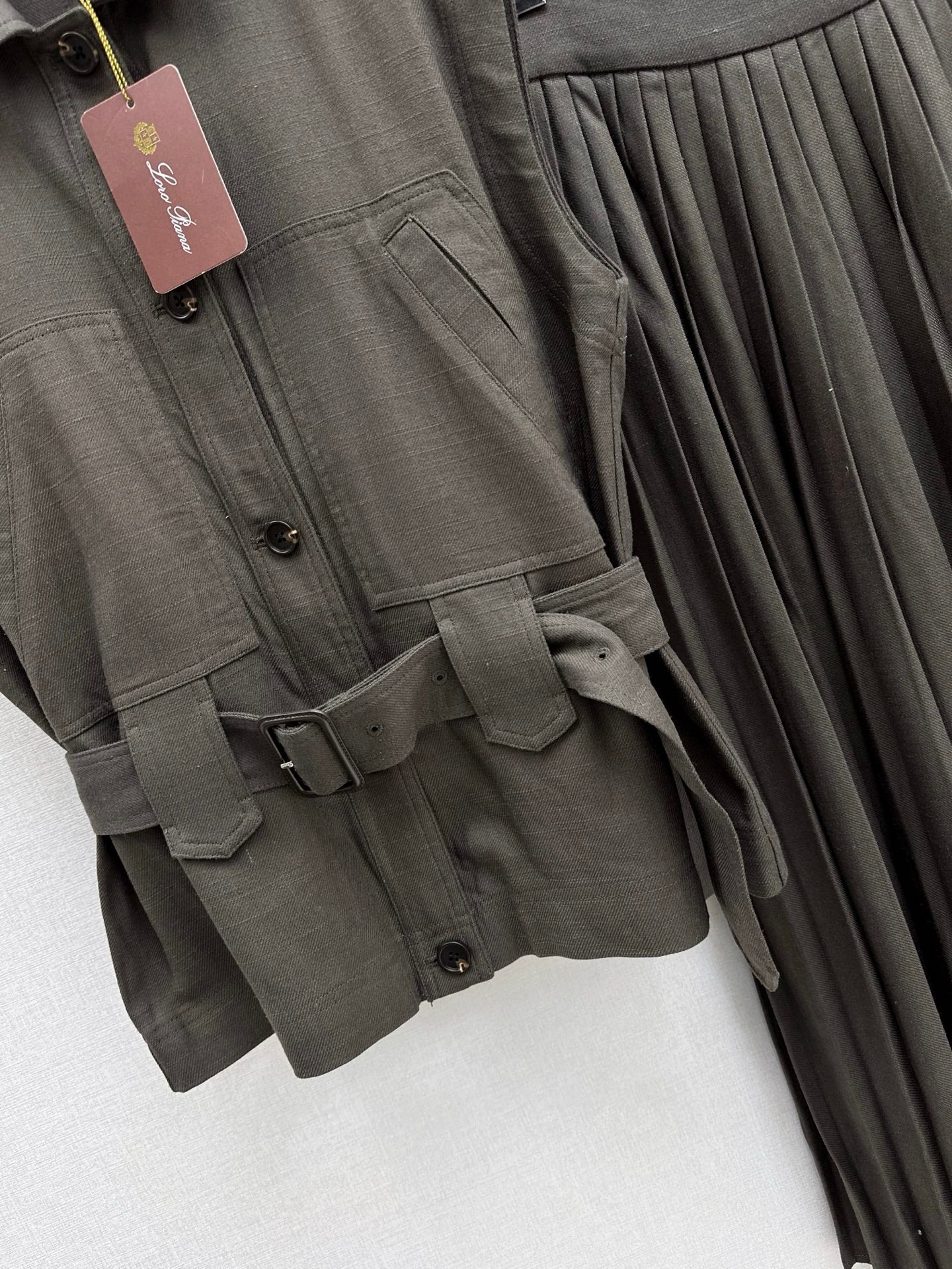 Loro 25ss linen suit