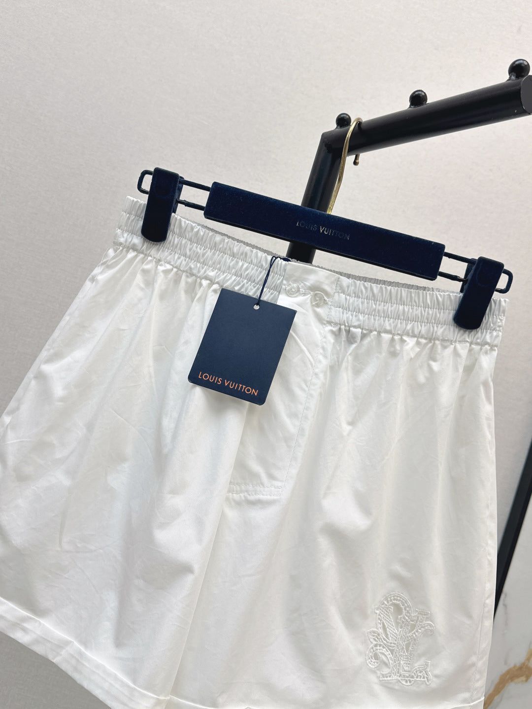 Louis 25ss embroidered short