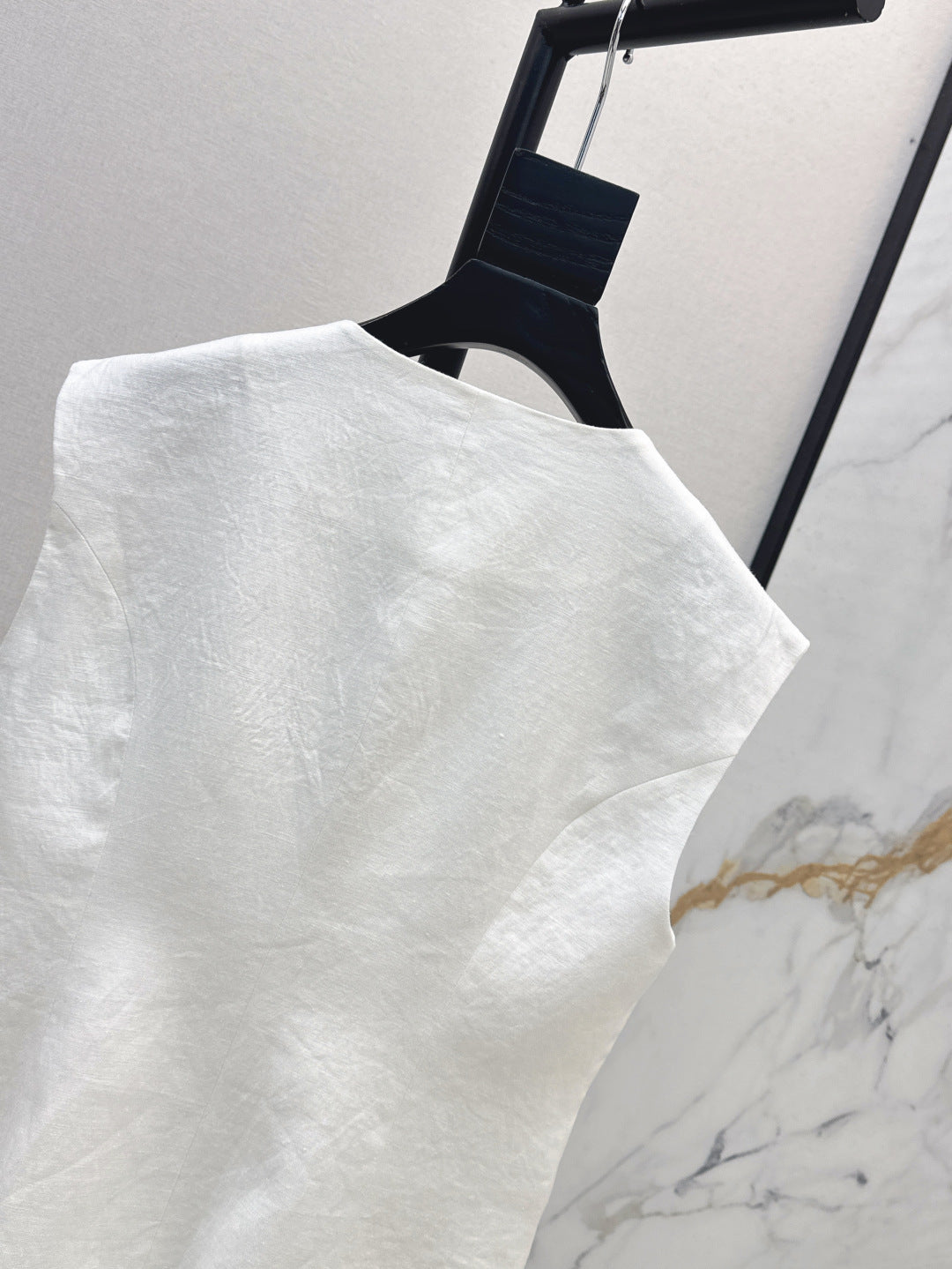 Loro 25ss linen vest