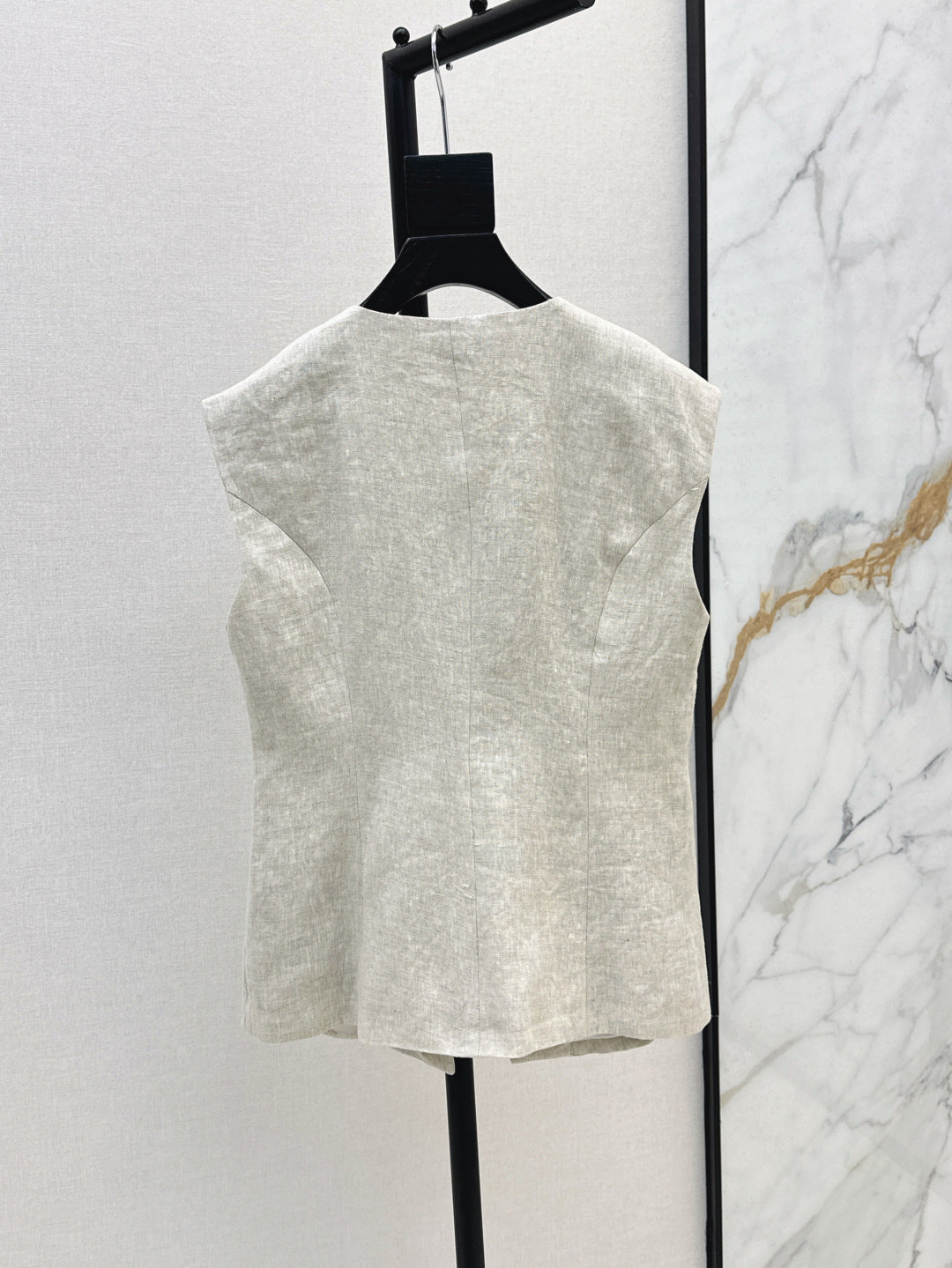 Loro 25ss linen vest
