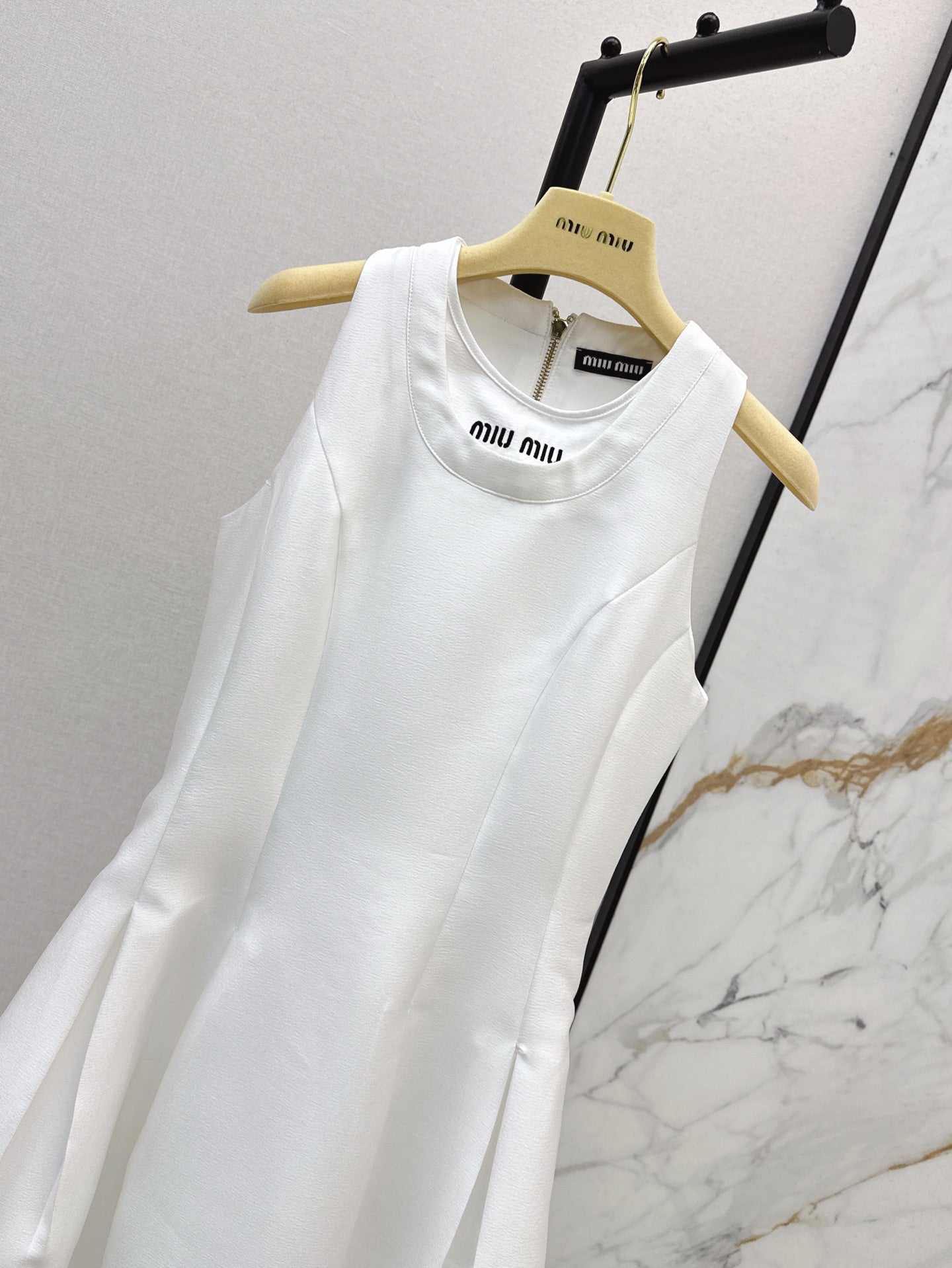 Miu 25ss sleeveless dress