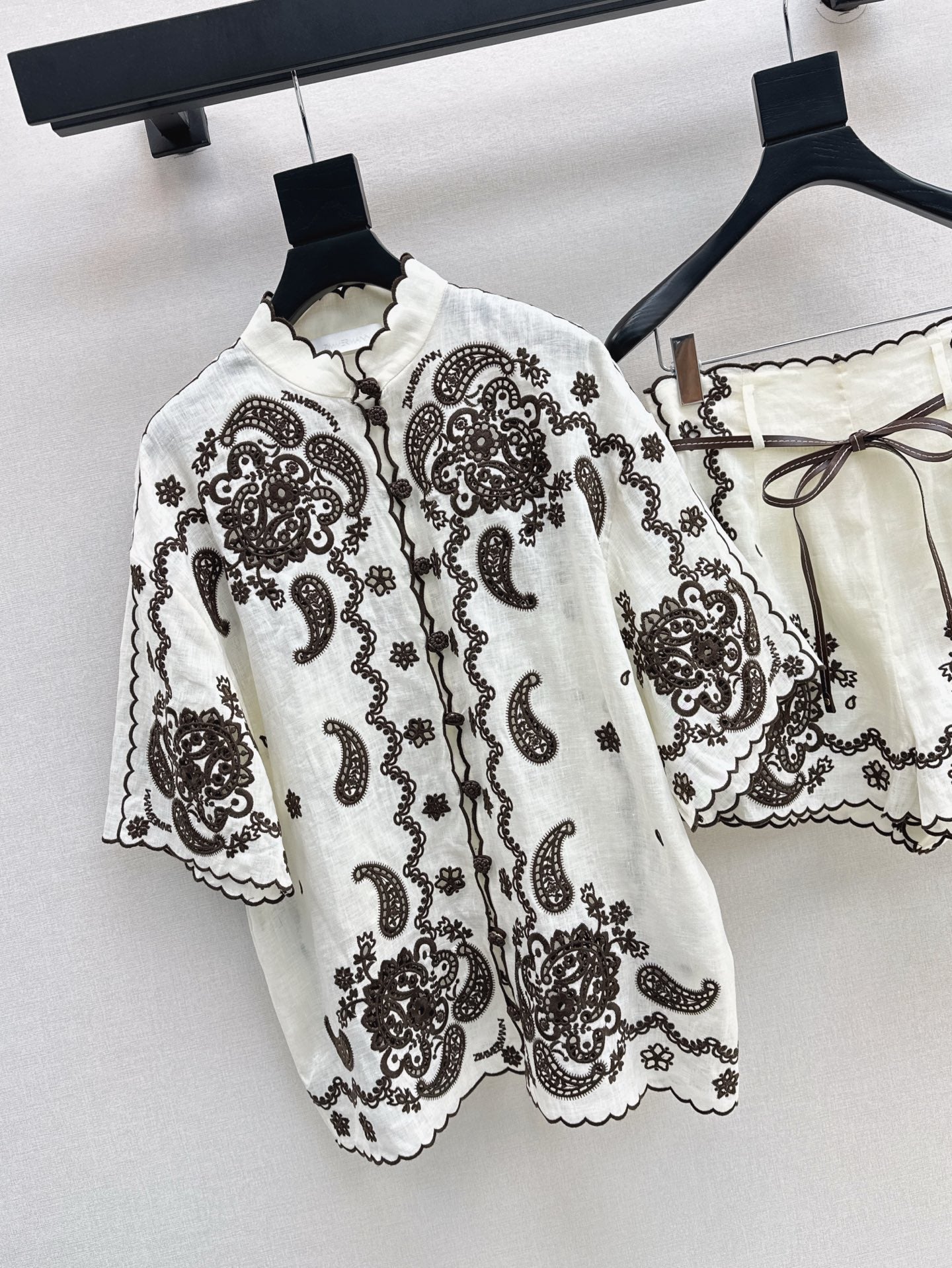 Zimm 25ss linen embroidered shirt