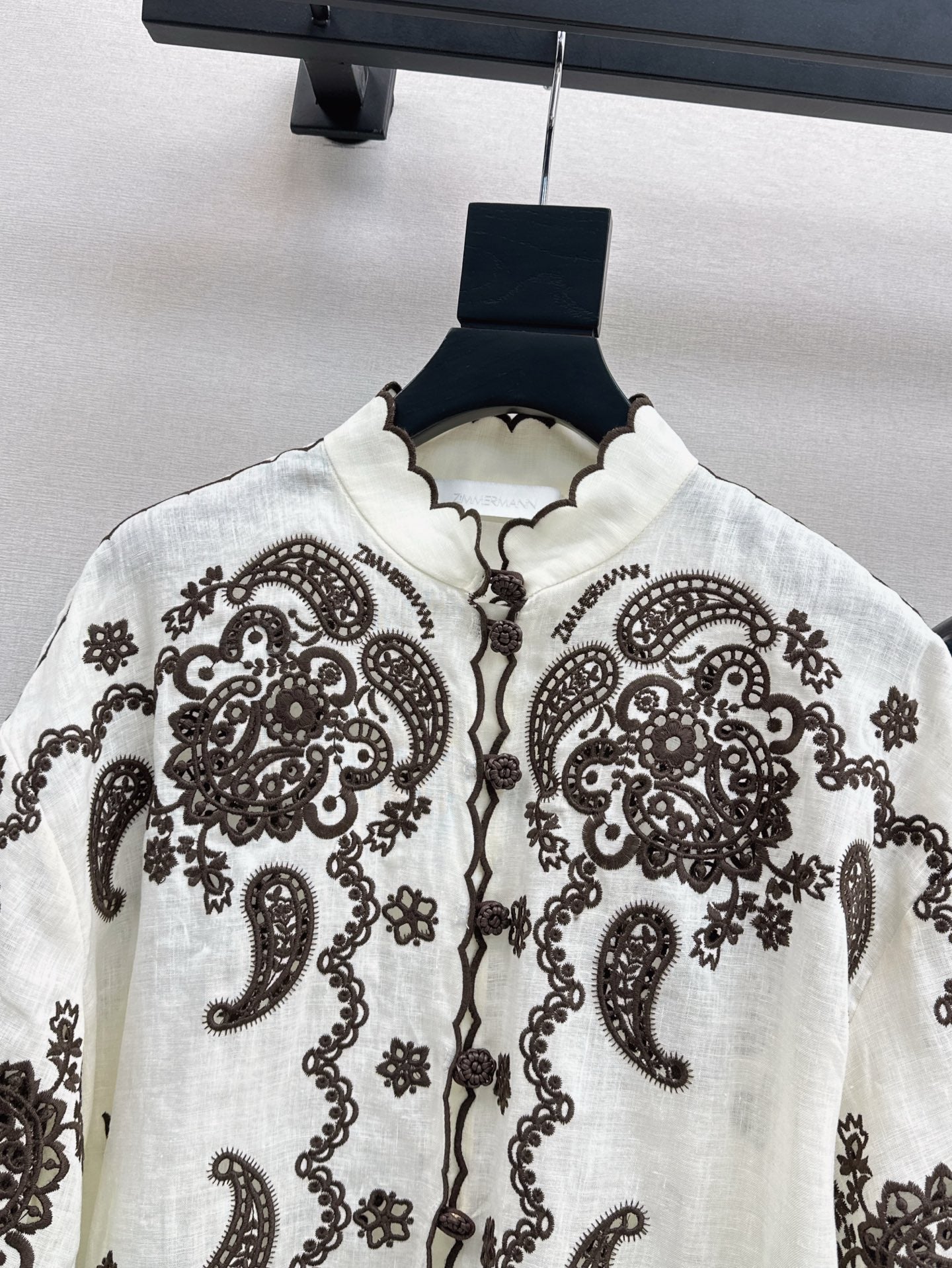 Zimm 25ss linen embroidered shirt