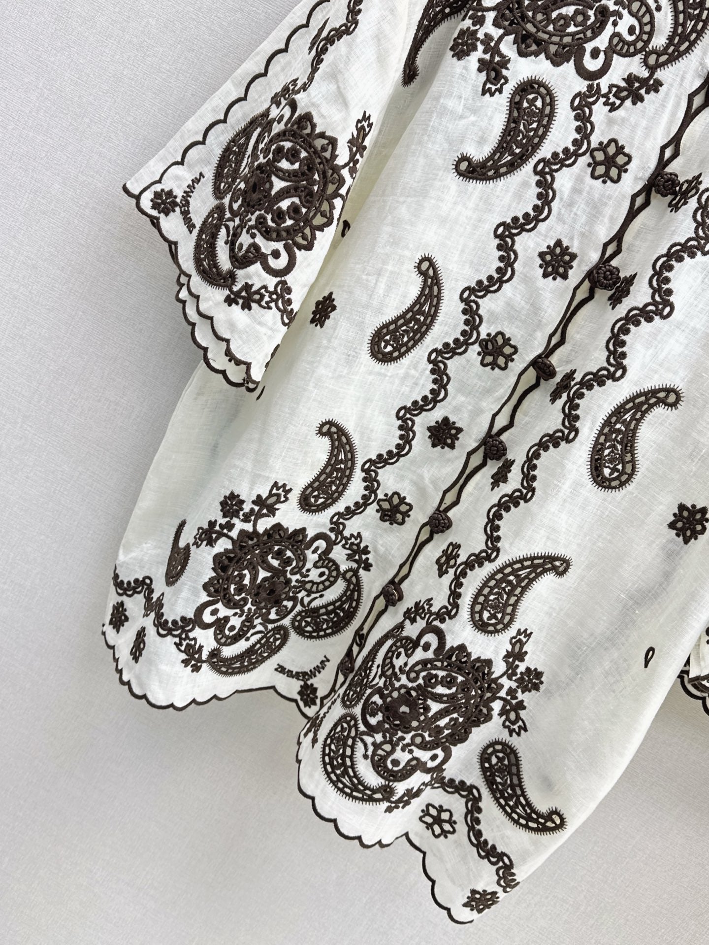 Zimm 25ss linen embroidered shirt