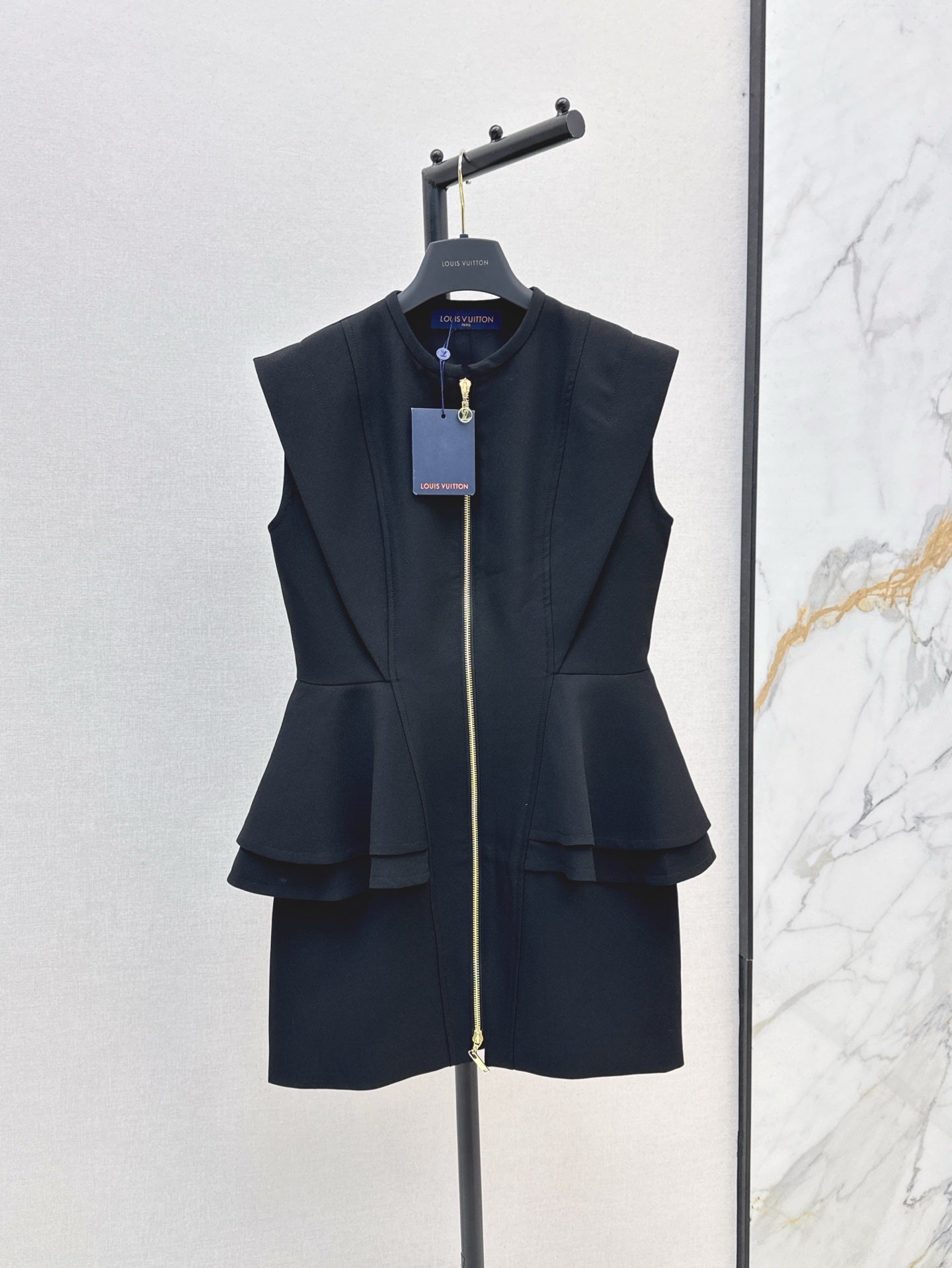 Loro 25ss ruffle dress