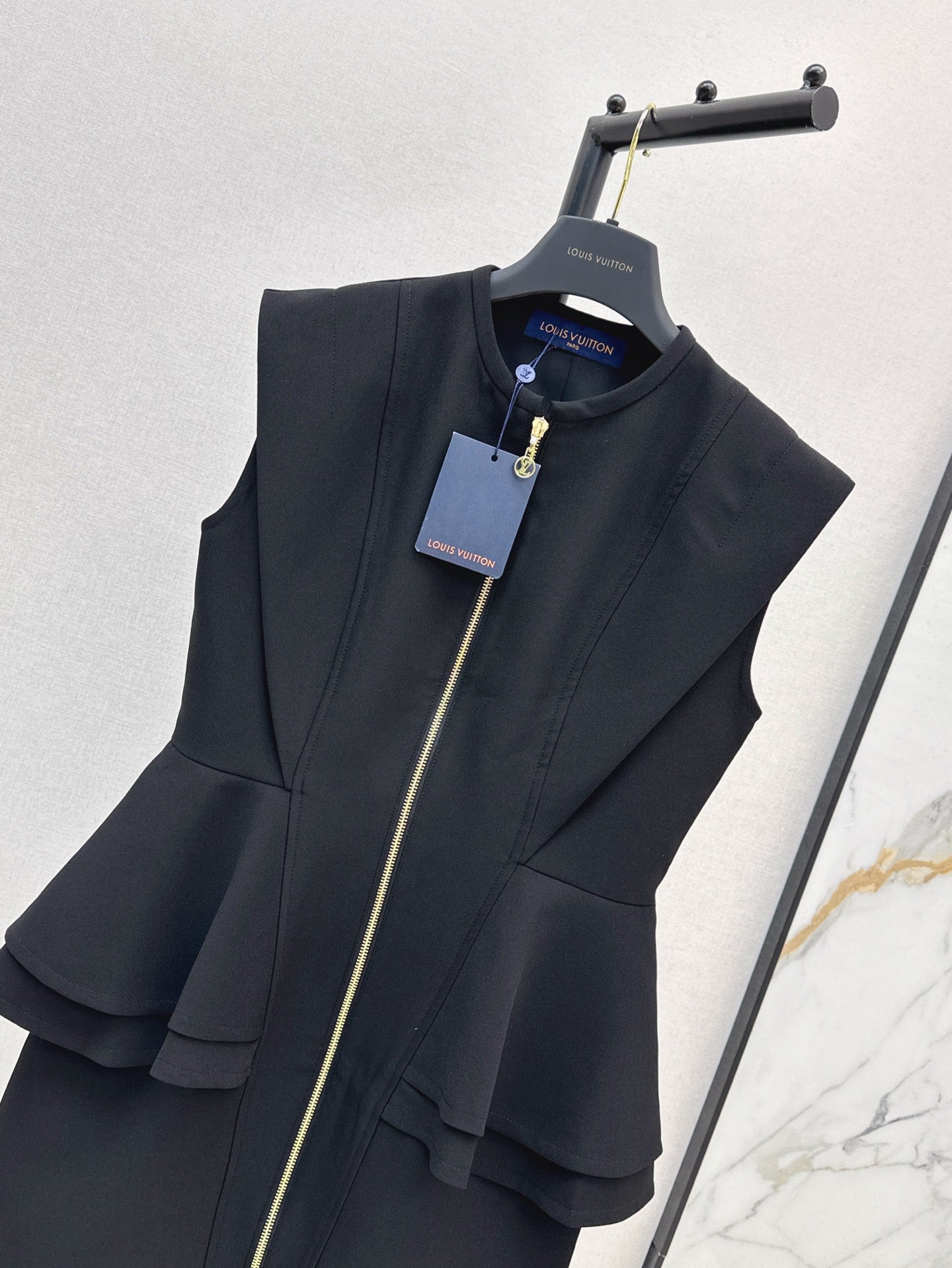 Loro 25ss ruffle dress