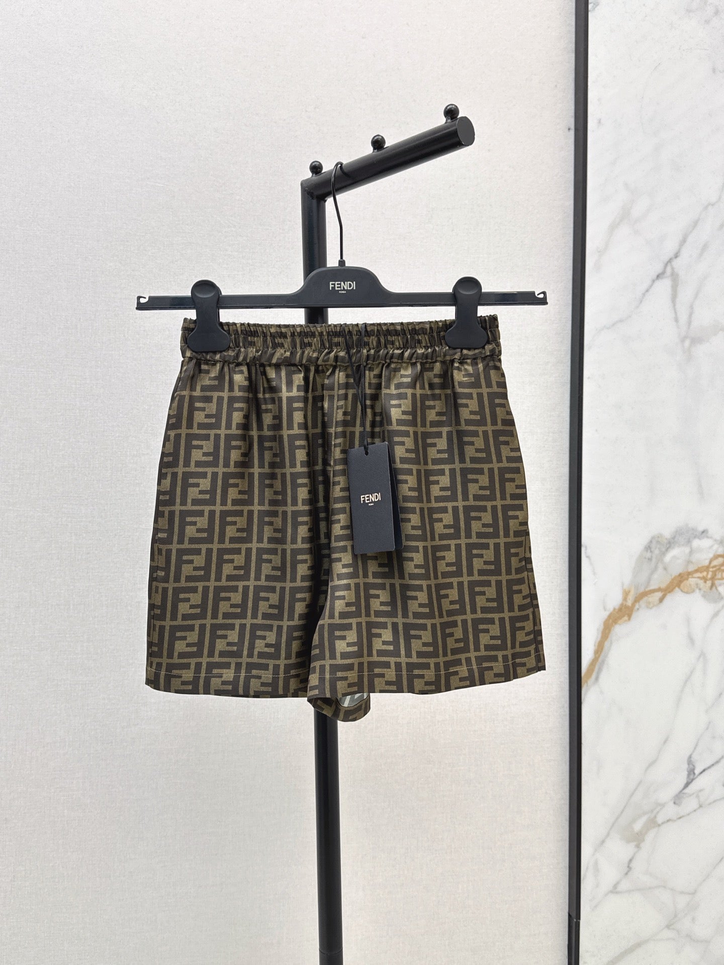 Fen 25ss silk short
