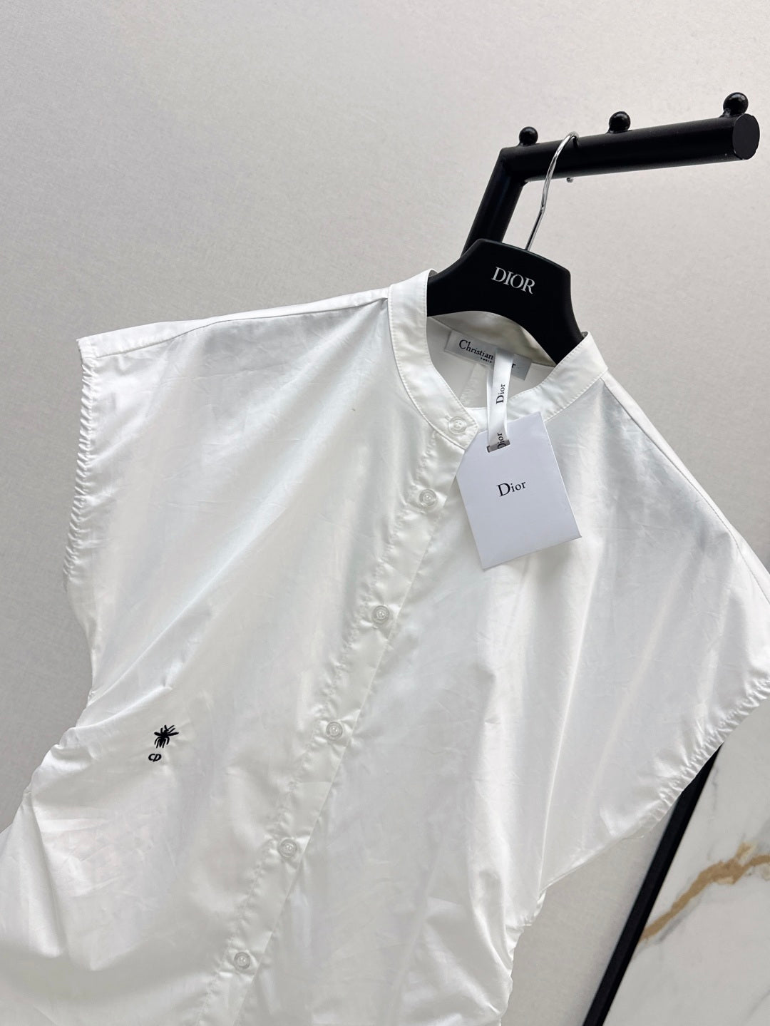 CD 25SS sleeveless shirt