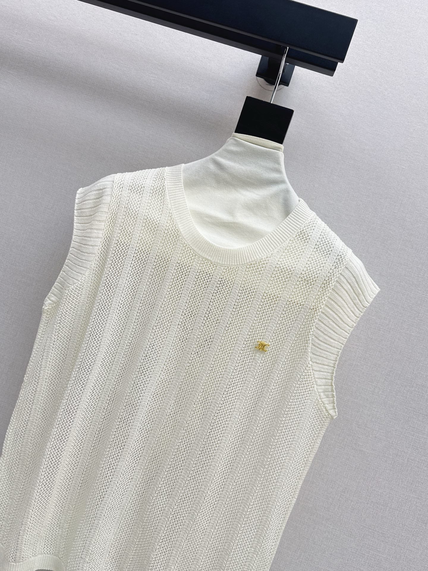Celi 25ss knit vest