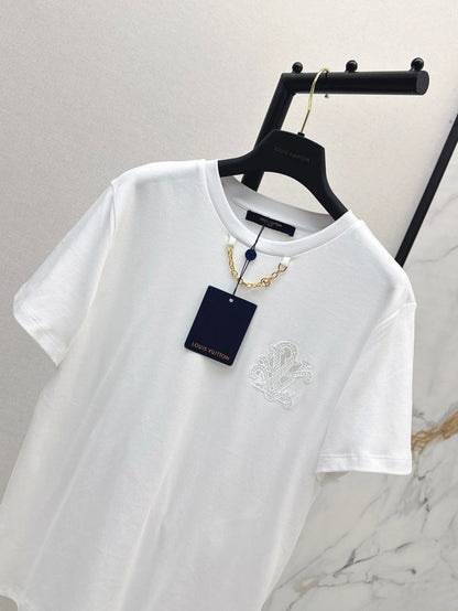 Louis 25ss embroidered t-shirt