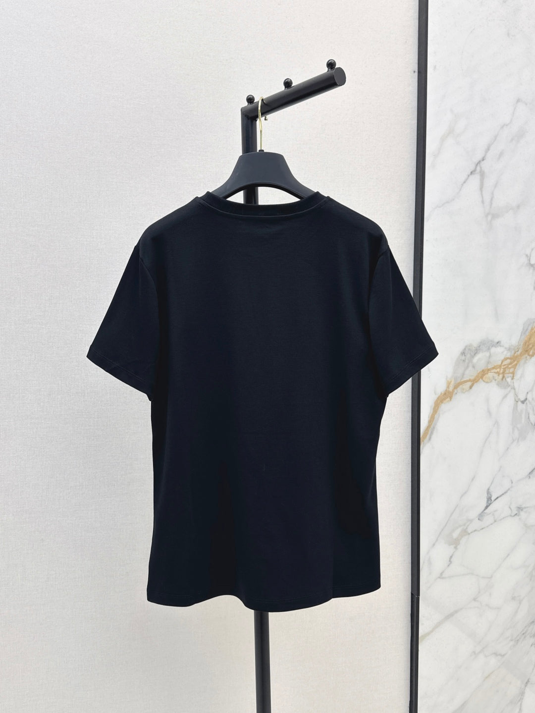 Louis 25ss embroidered t-shirt