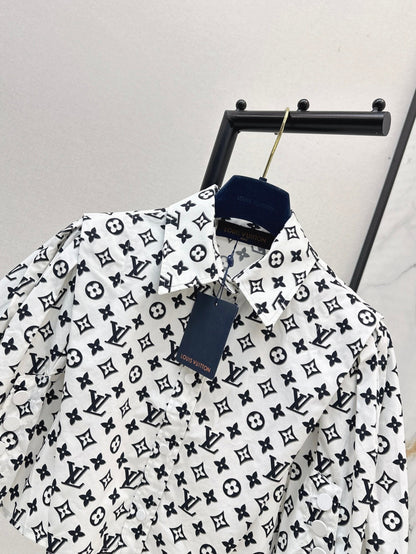 Louis 25ss crop shirt
