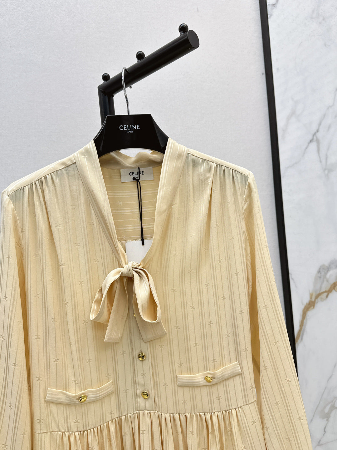 Celi 25ss Silk dress