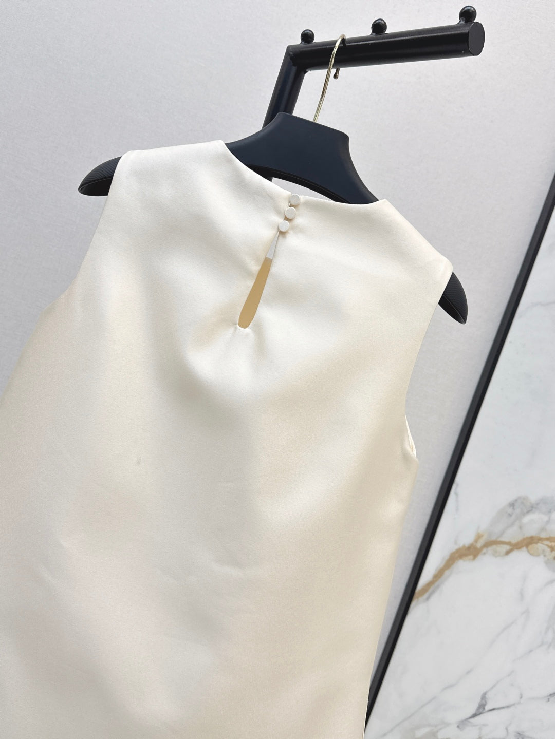 Valen 25ss sleeveless dress