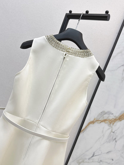 CD 25SS sleeveless dress