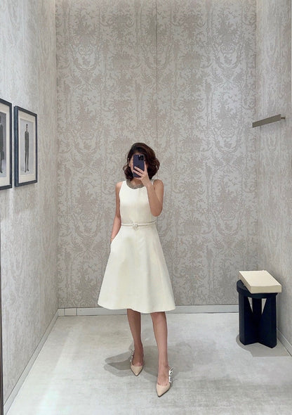 CD 25SS sleeveless dress