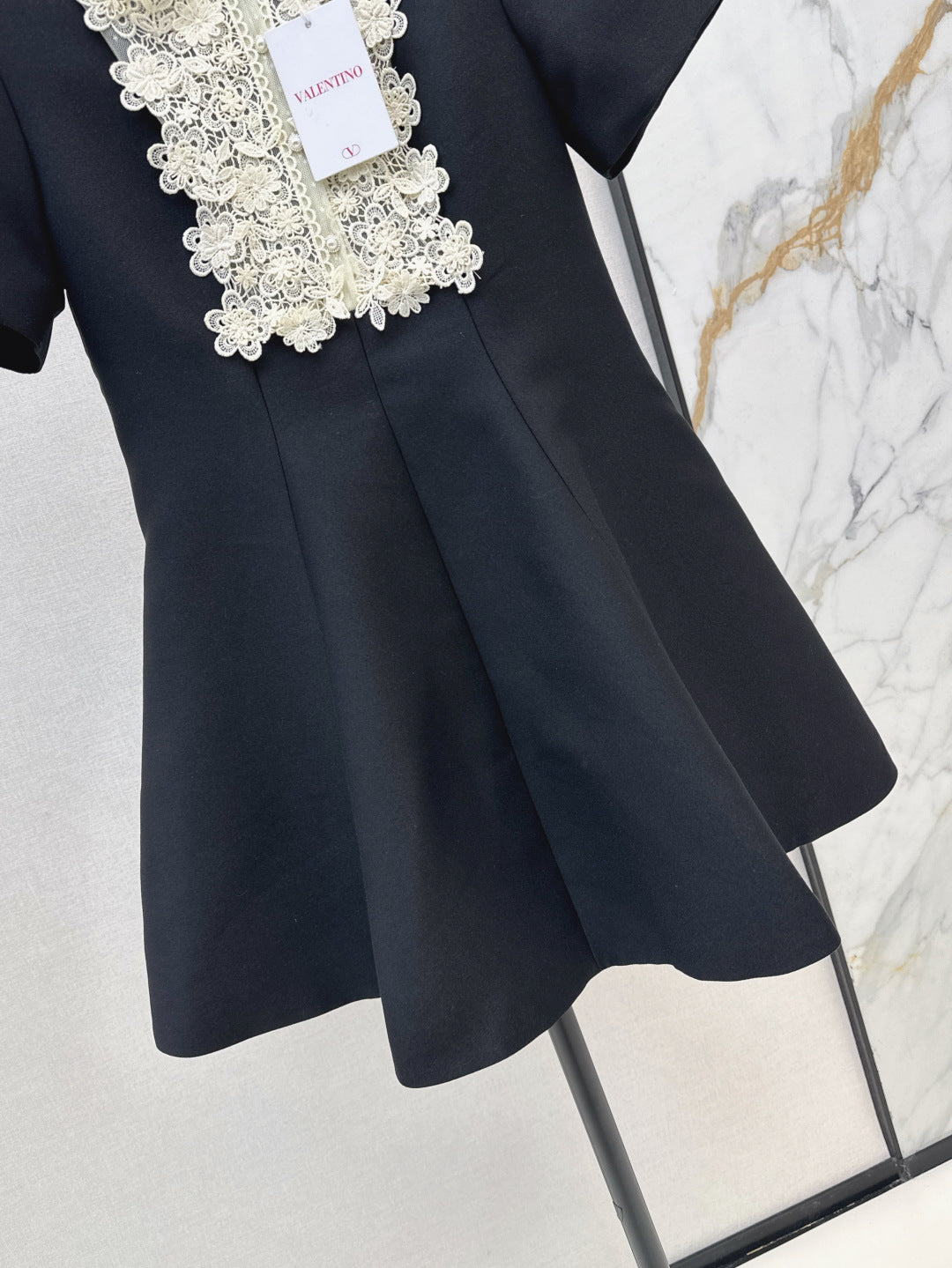 Valen 25ss lace dress