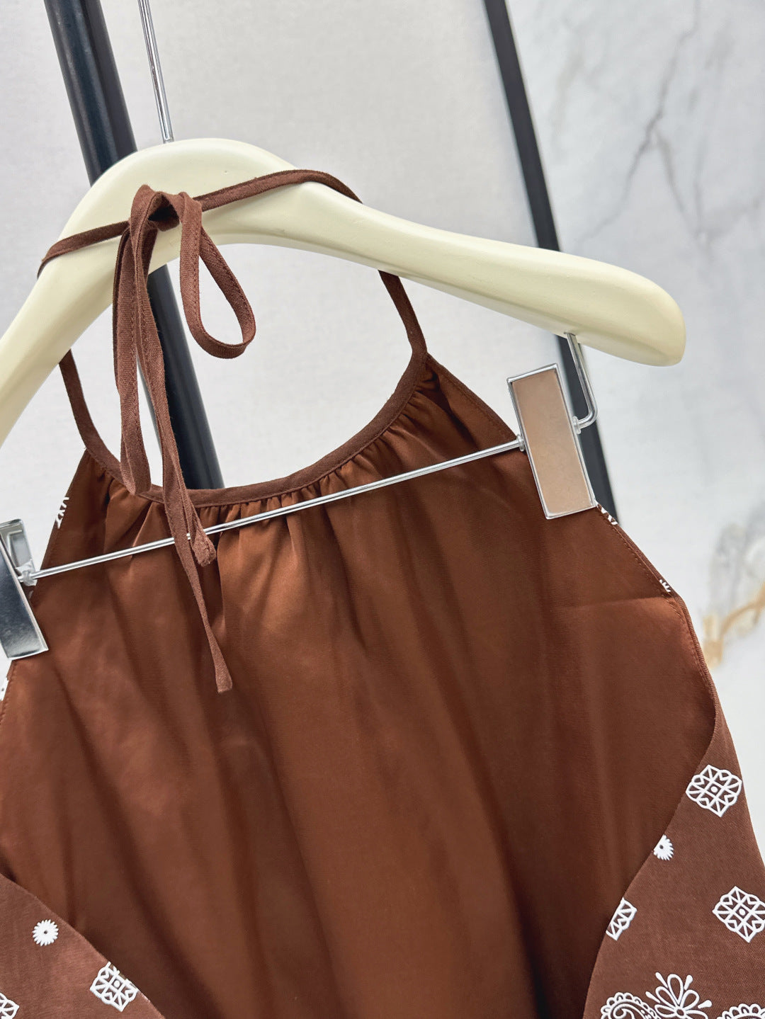miu 25ss linen camisole