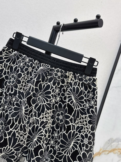 CD 25ss embroidered skirt