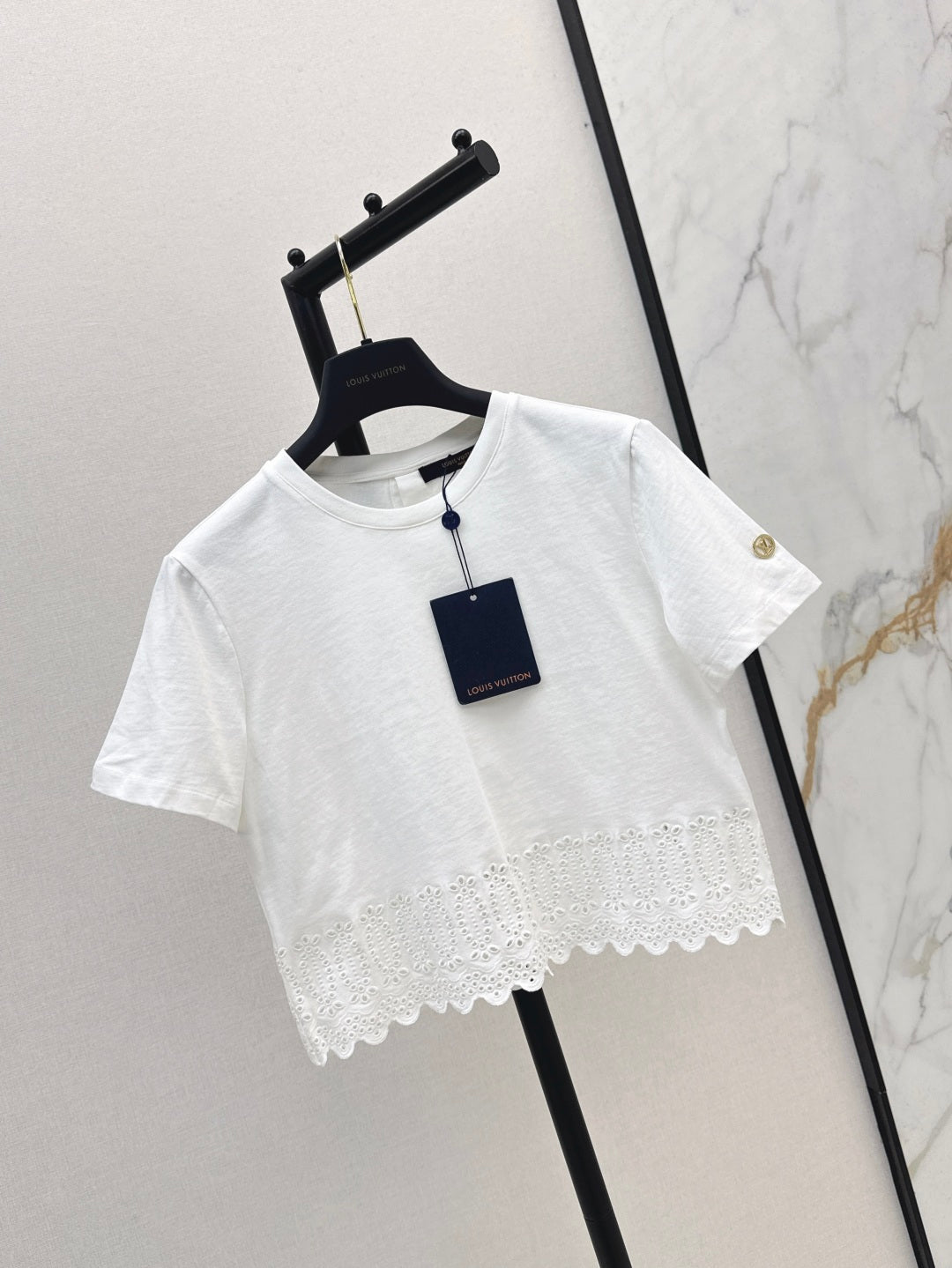 Louis 25ss embroidered t-shirt