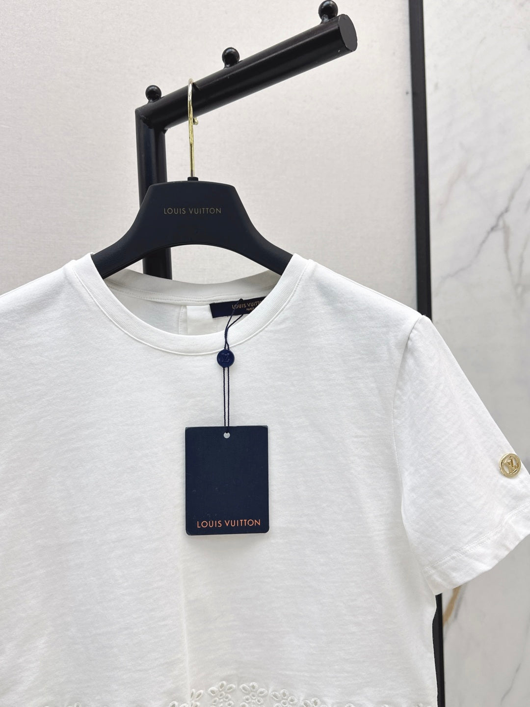 Louis 25ss embroidered t-shirt