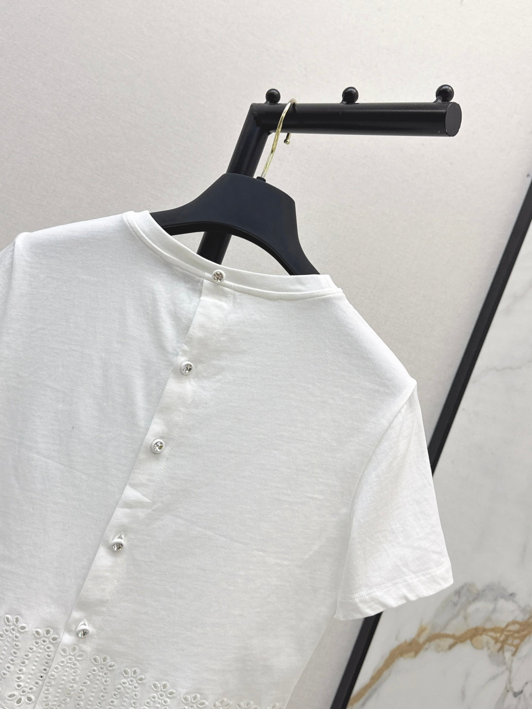 Louis 25ss embroidered t-shirt