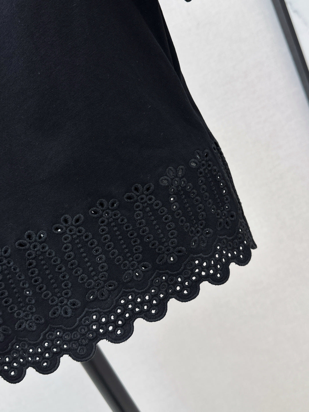 Louis 25ss embroidered t-shirt