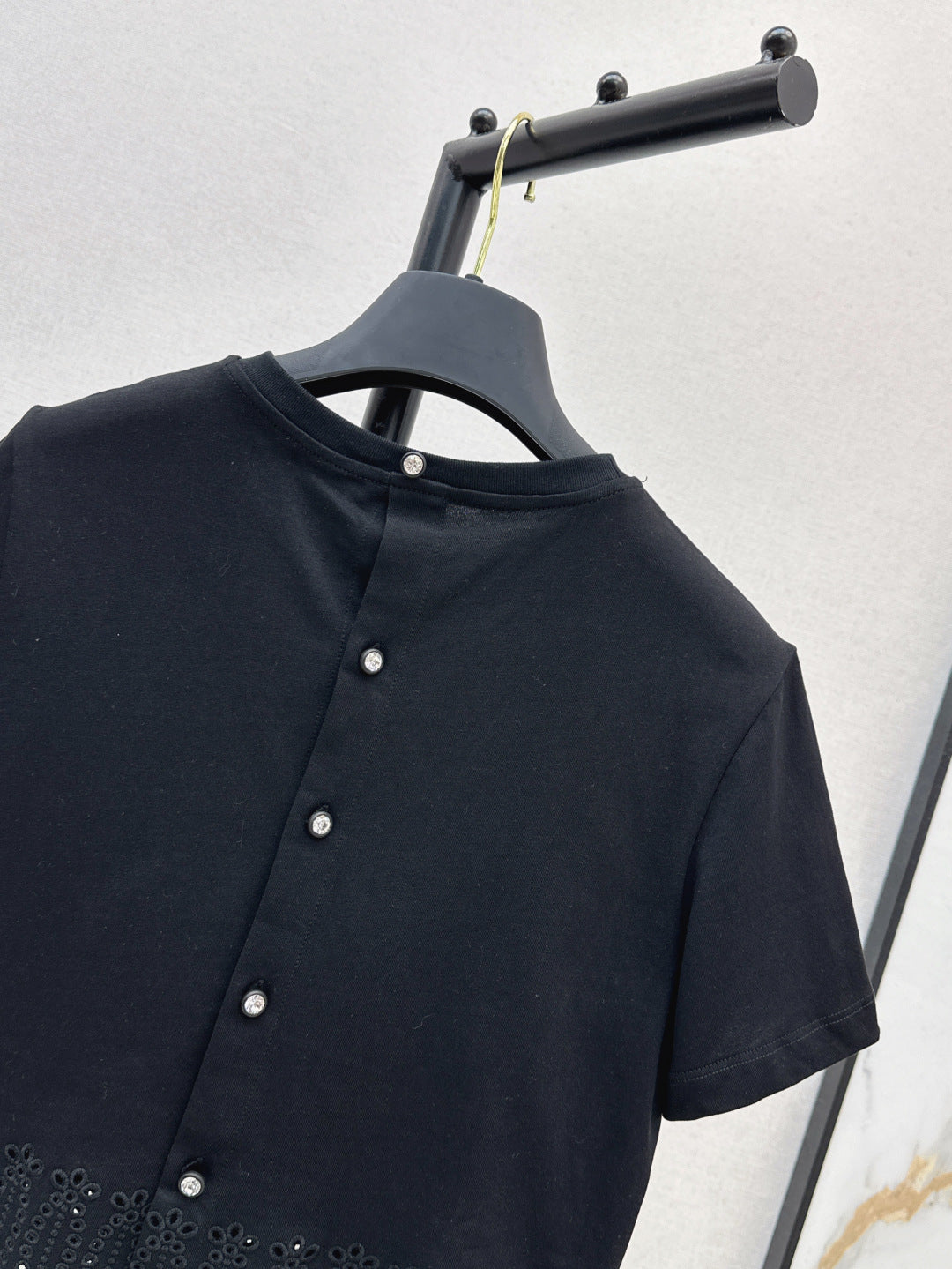 Louis 25ss embroidered t-shirt