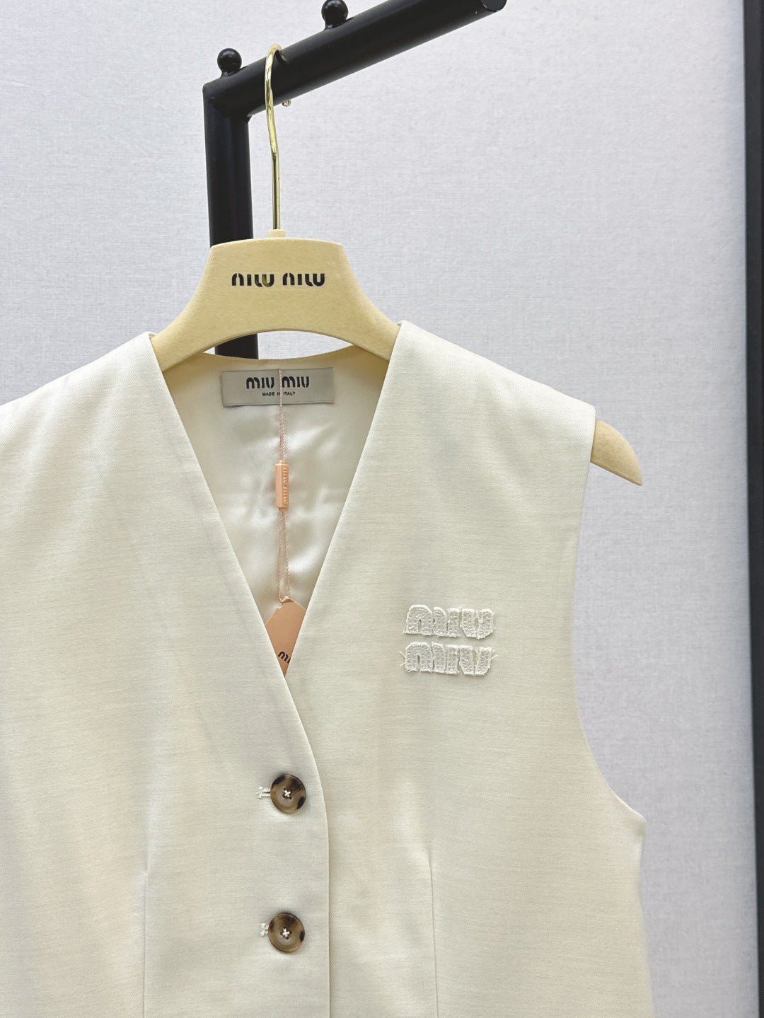 Miu 25ss vest