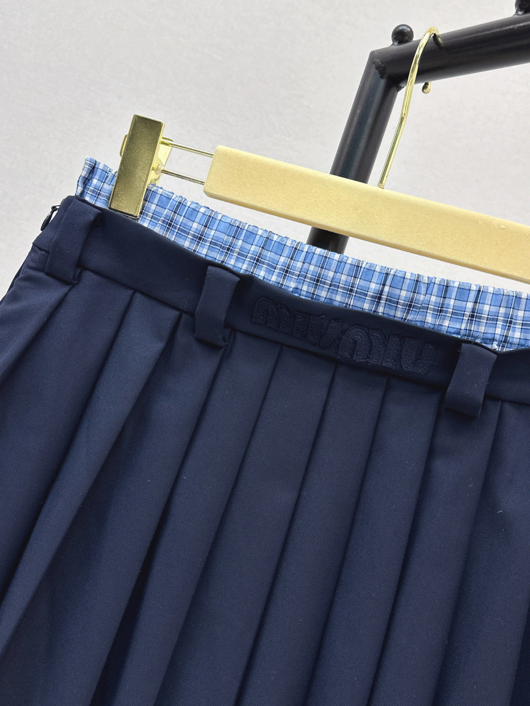 Miu 25ss pleated skirt