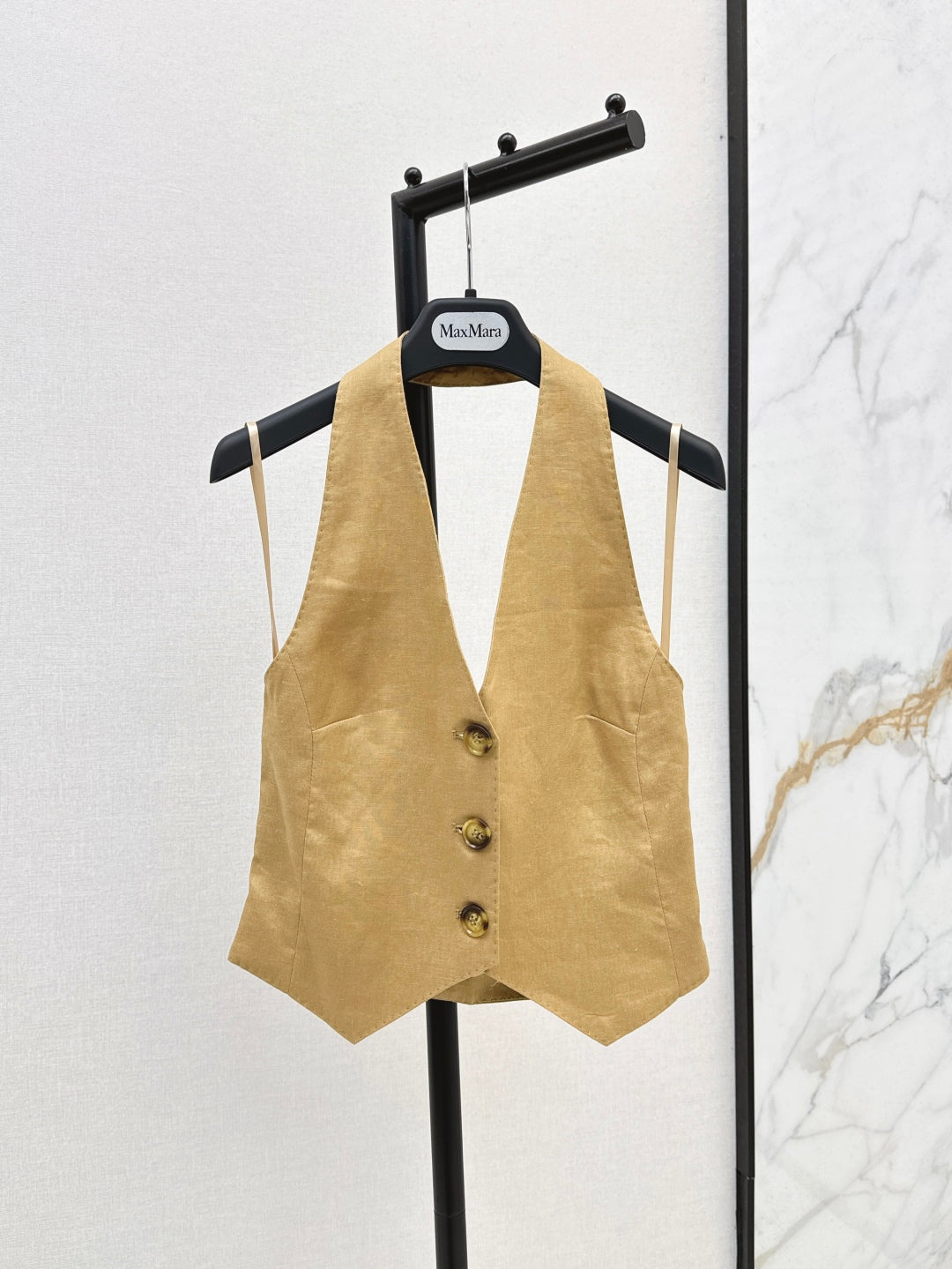 Max 25ss linen vest