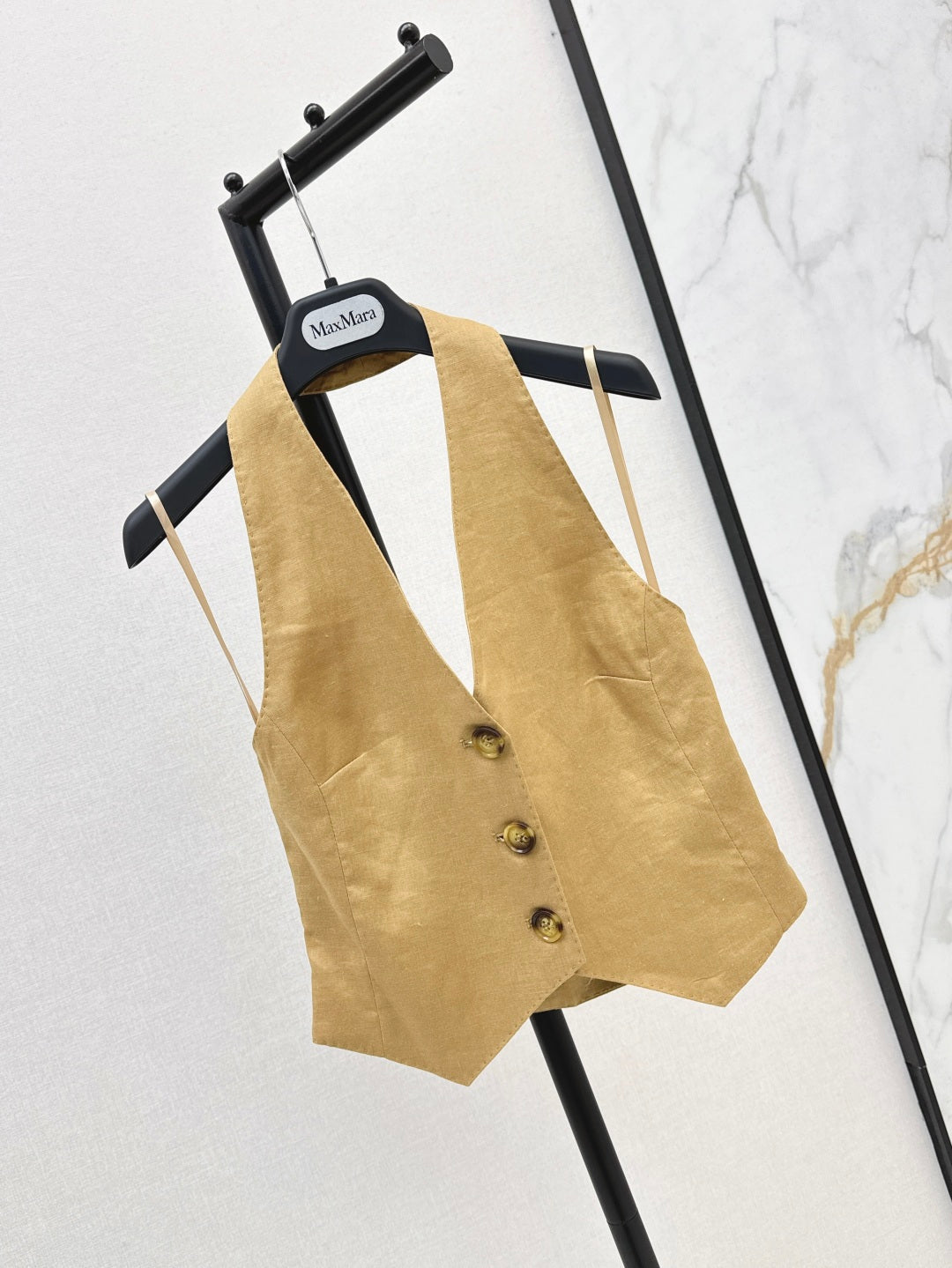 Max 25ss linen vest