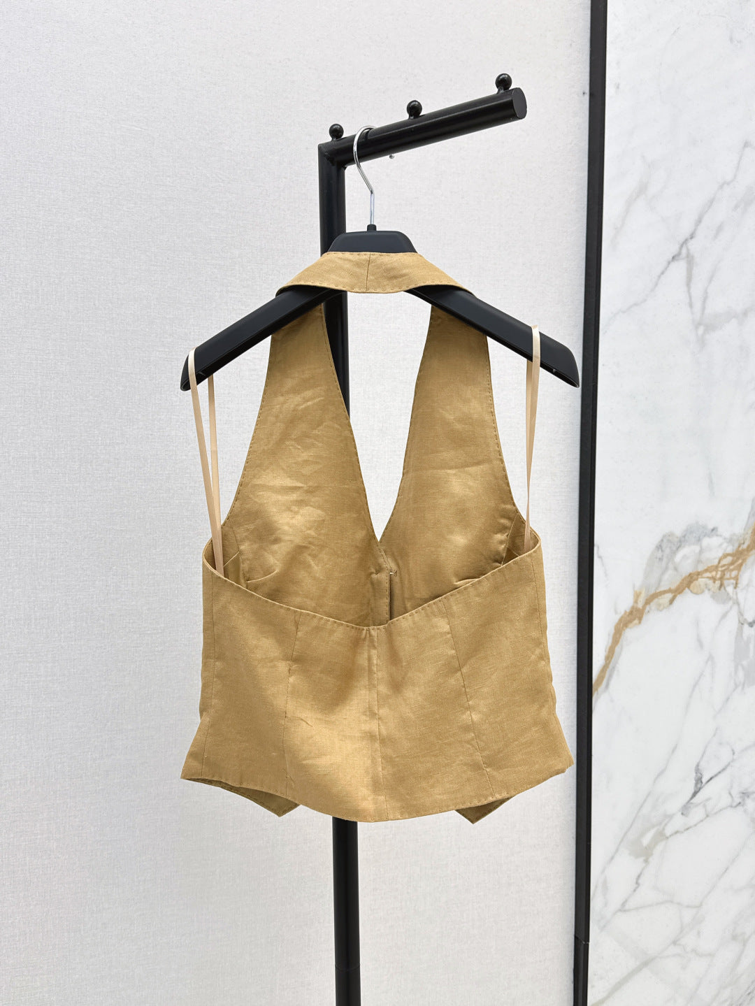 Max 25ss linen vest