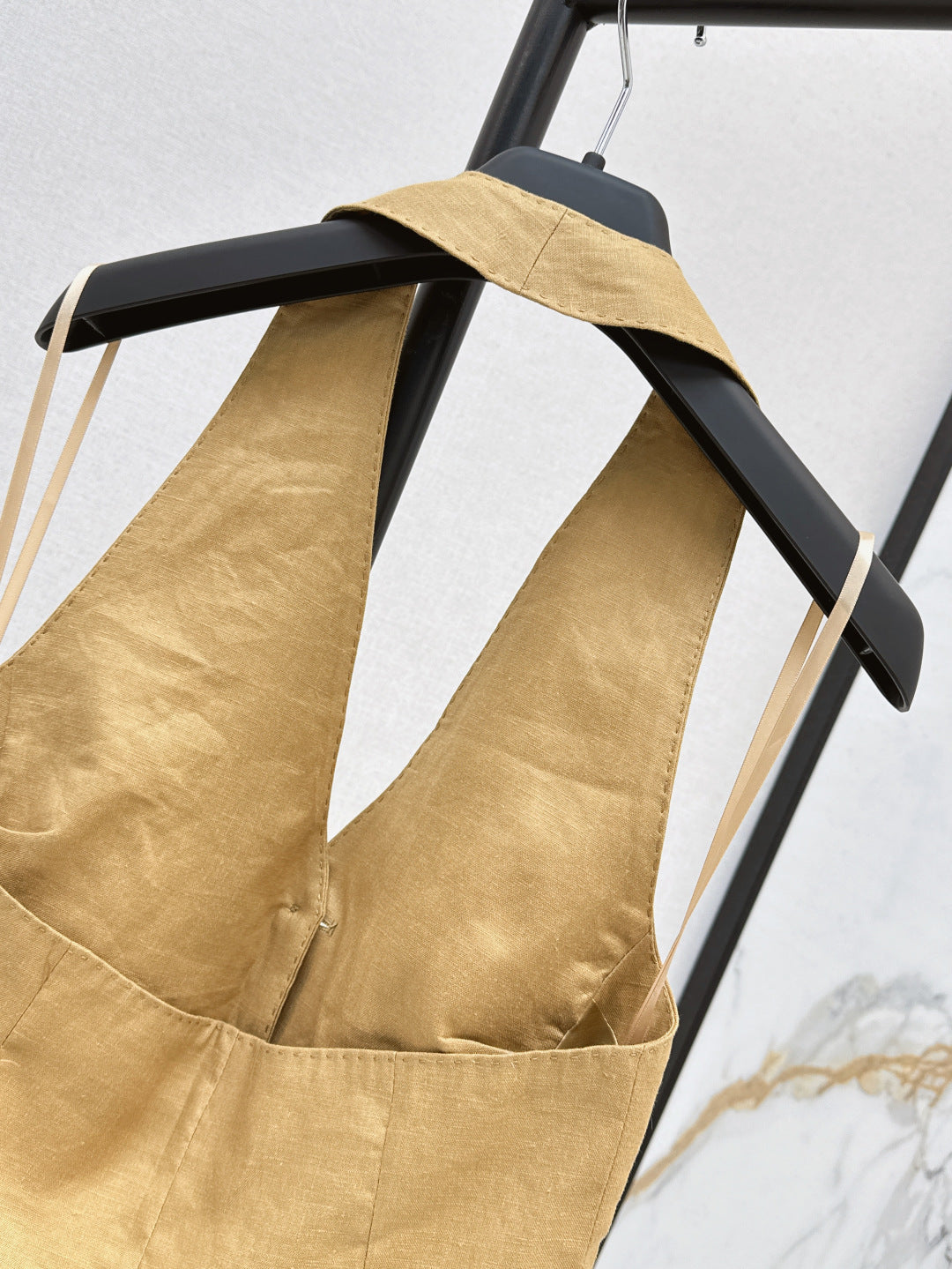Max 25ss linen vest