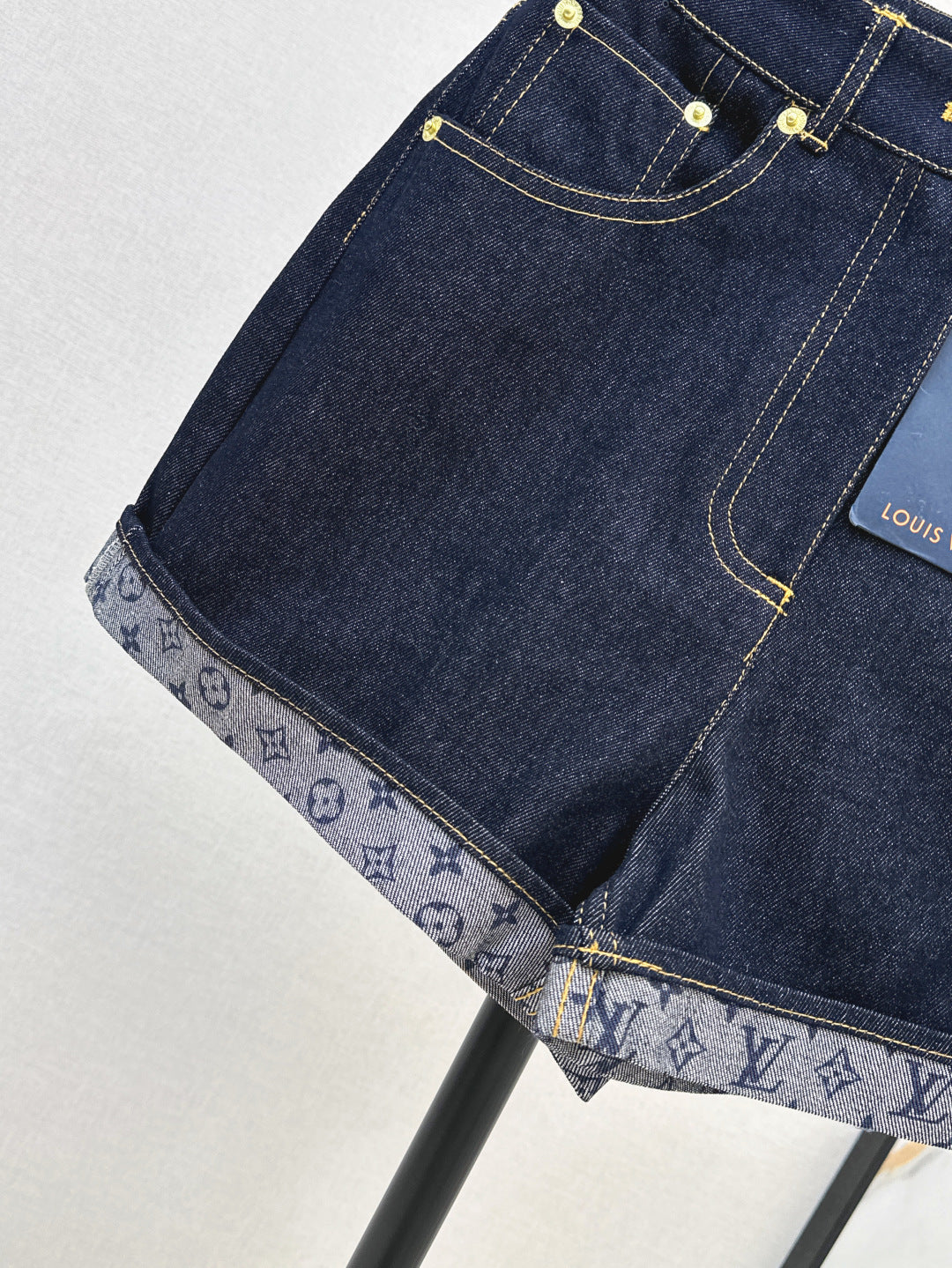 Louis 25ss denim short
