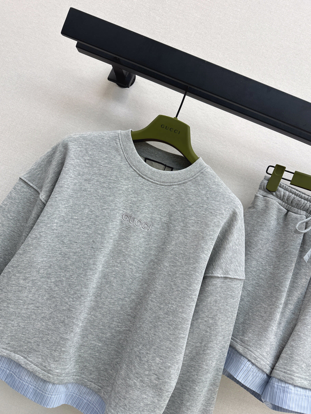 Guc 25ss sweatshirt suit