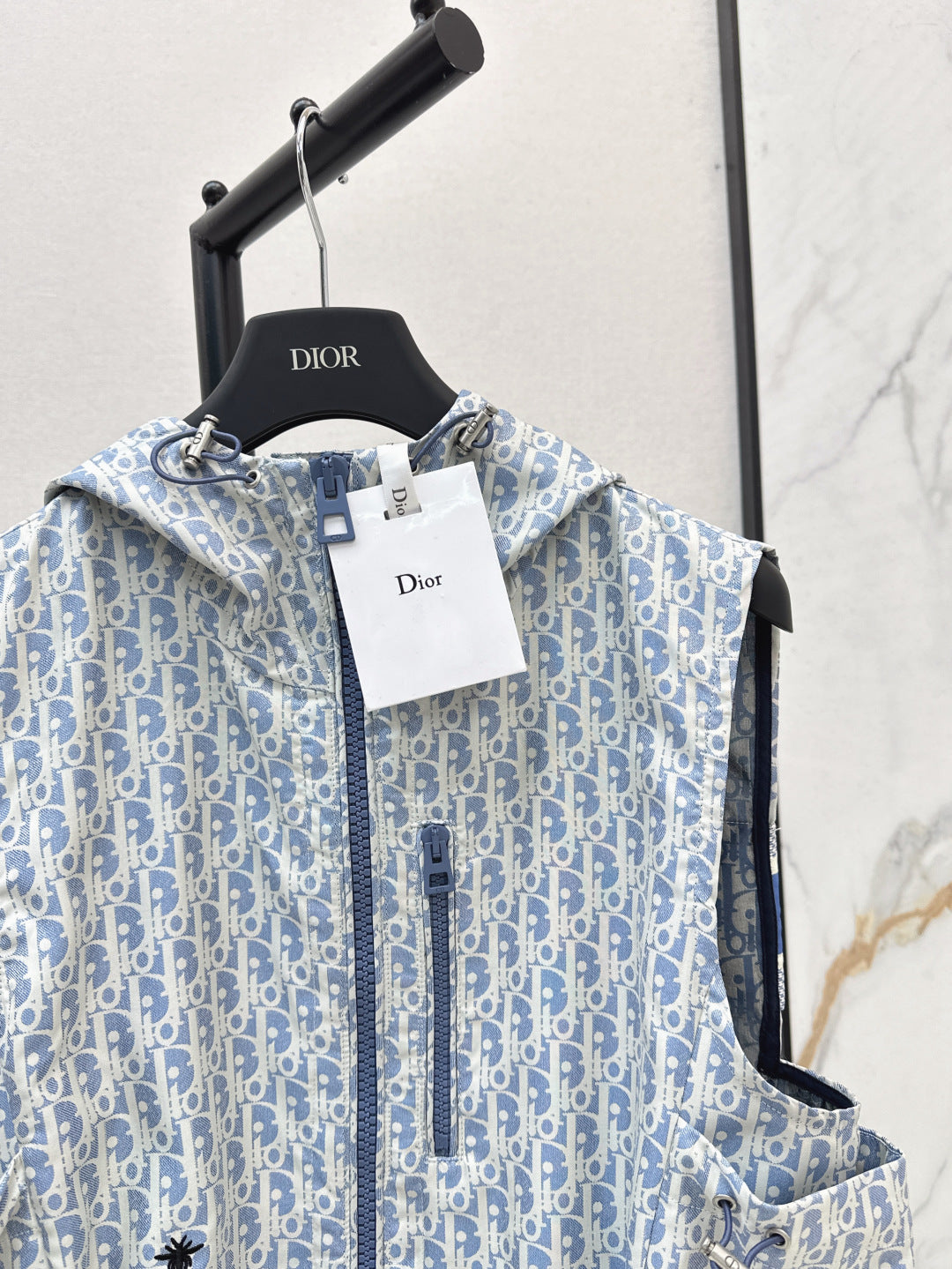 CD 25SS MISS D sleeveless jacket