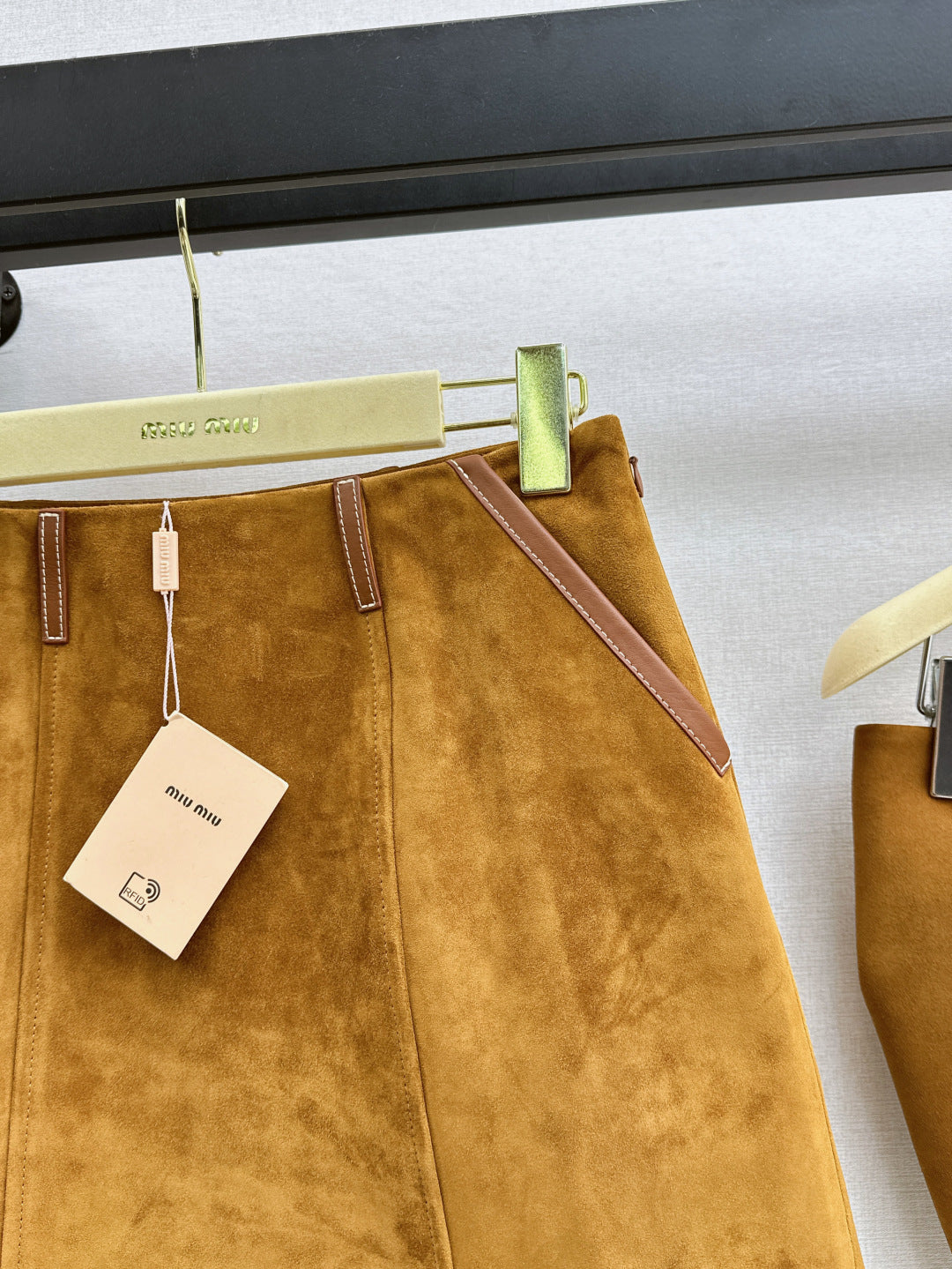 Miu 25ss suede skirt
