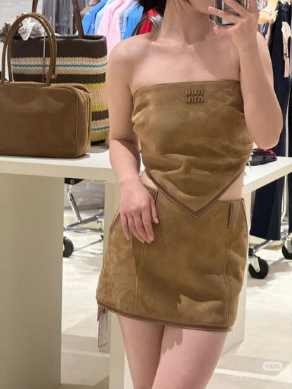 Miu 25ss suede skirt