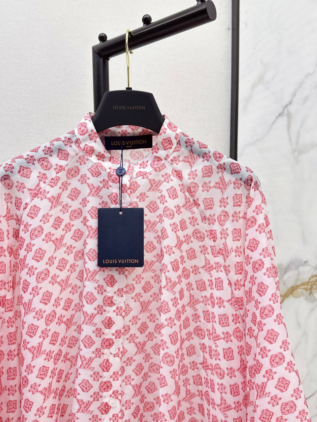 Louis 25ss cape shirt