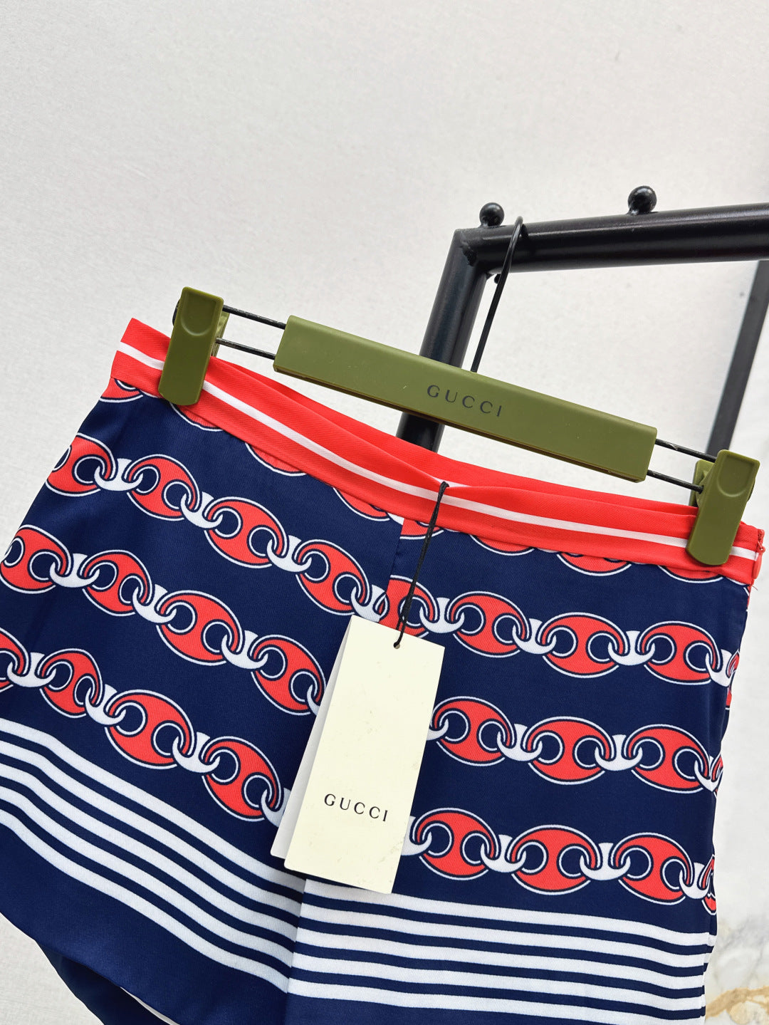 Guc 25ss print short