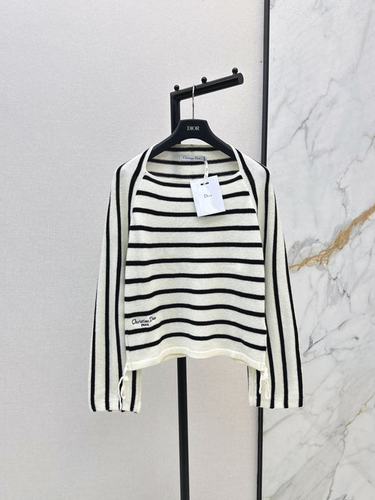 CD 25ss miss D sweater