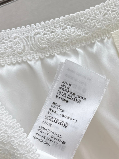 Celi 25ss embroidered skirt