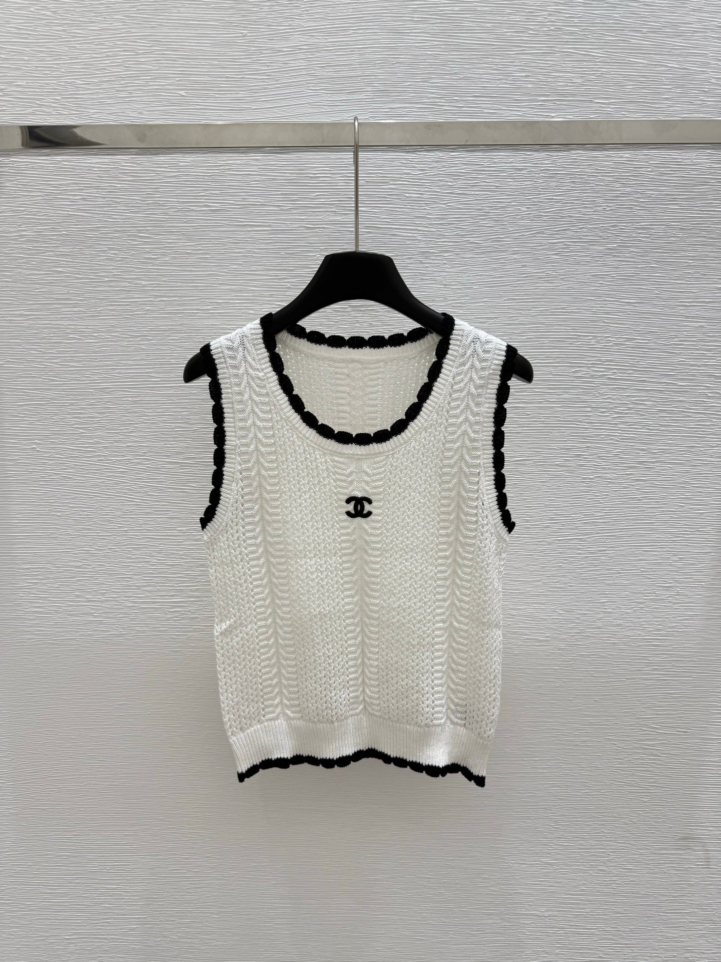 Chan 25ss knit vest
