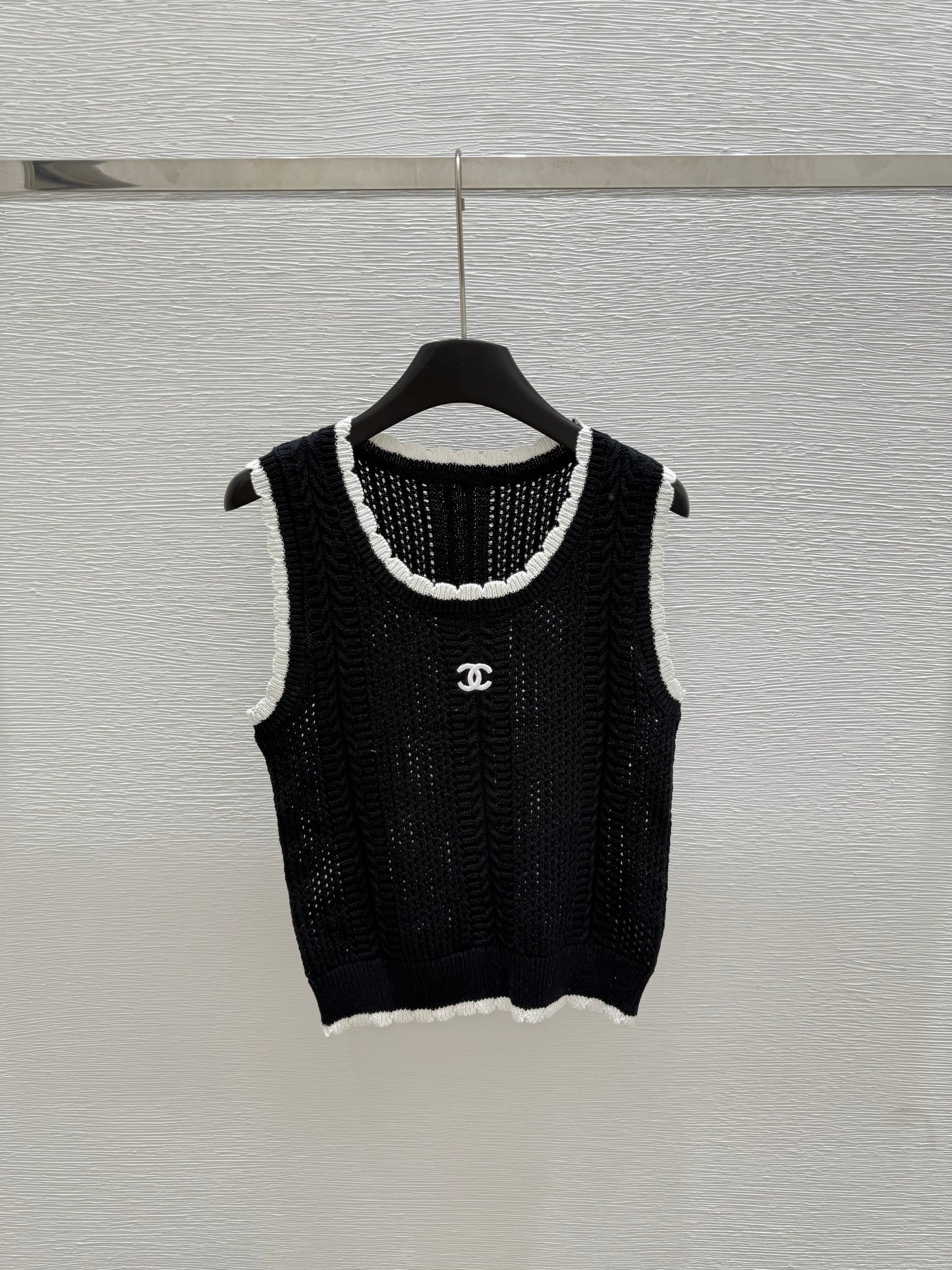 Chan 25ss knit vest